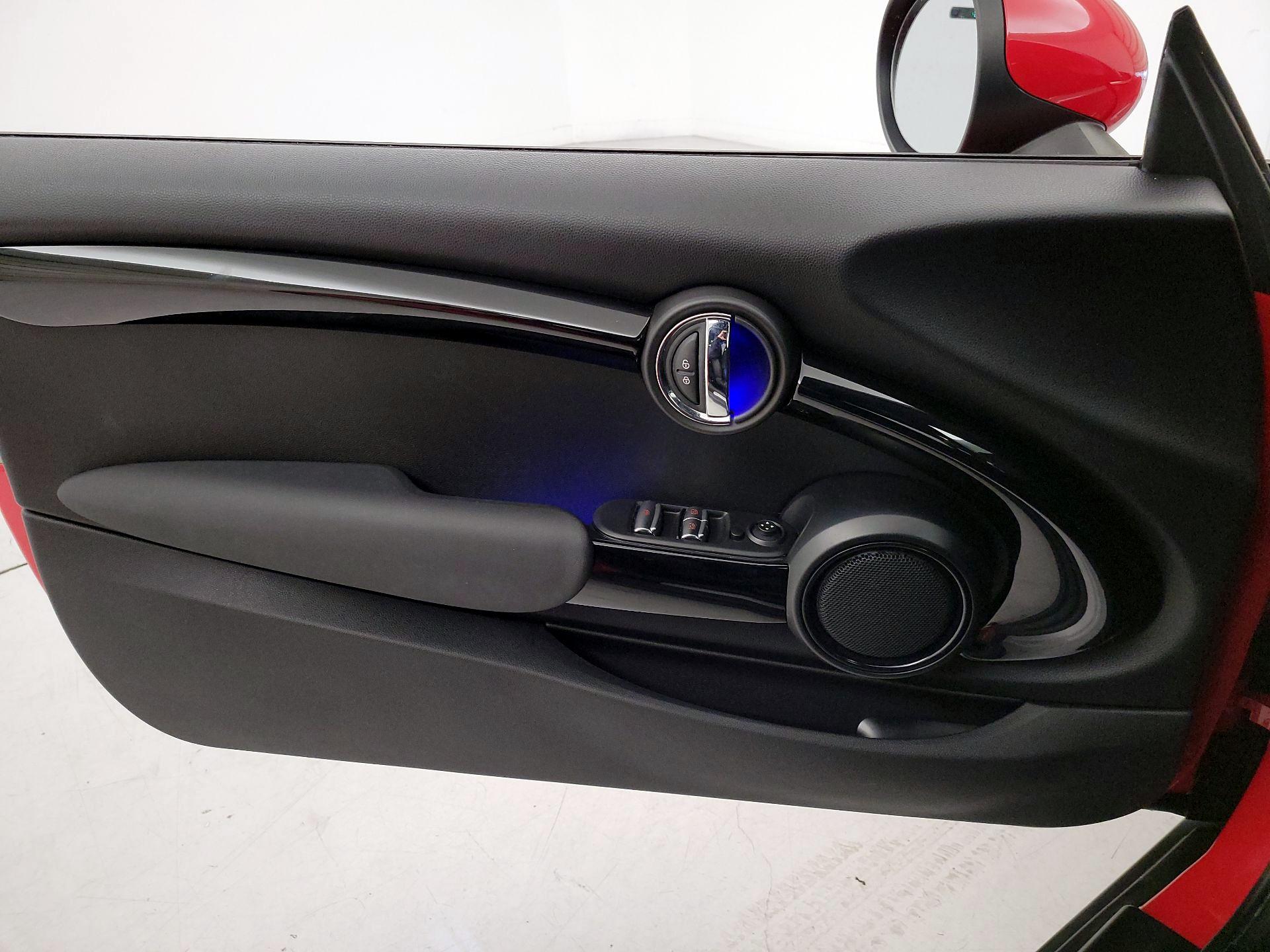 Thumbnail: 2019 MINI Cooper - 12