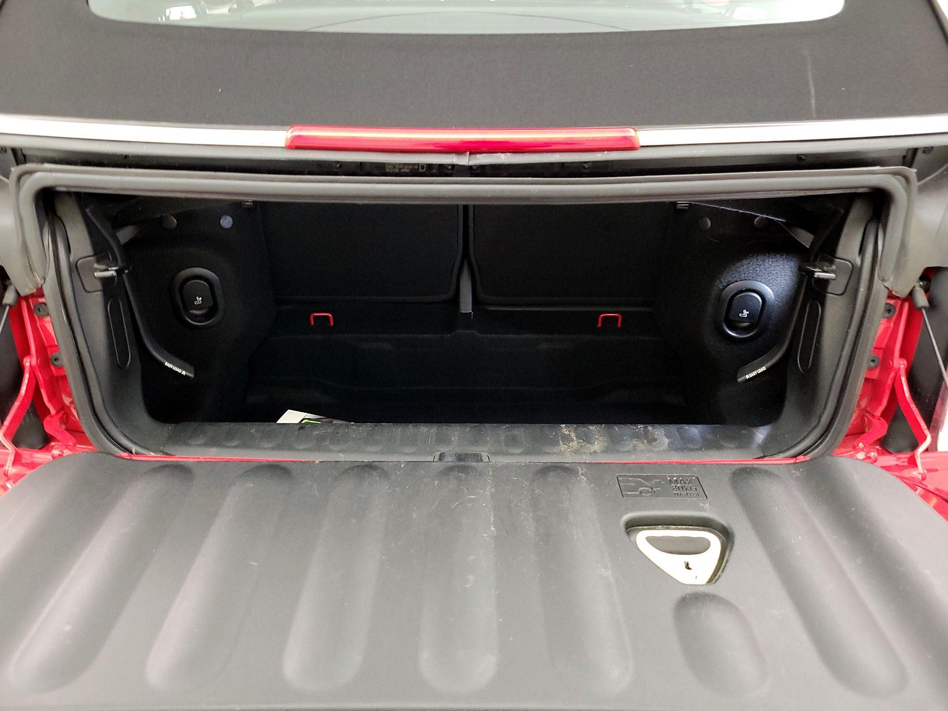 Thumbnail: 2019 MINI Cooper - 19