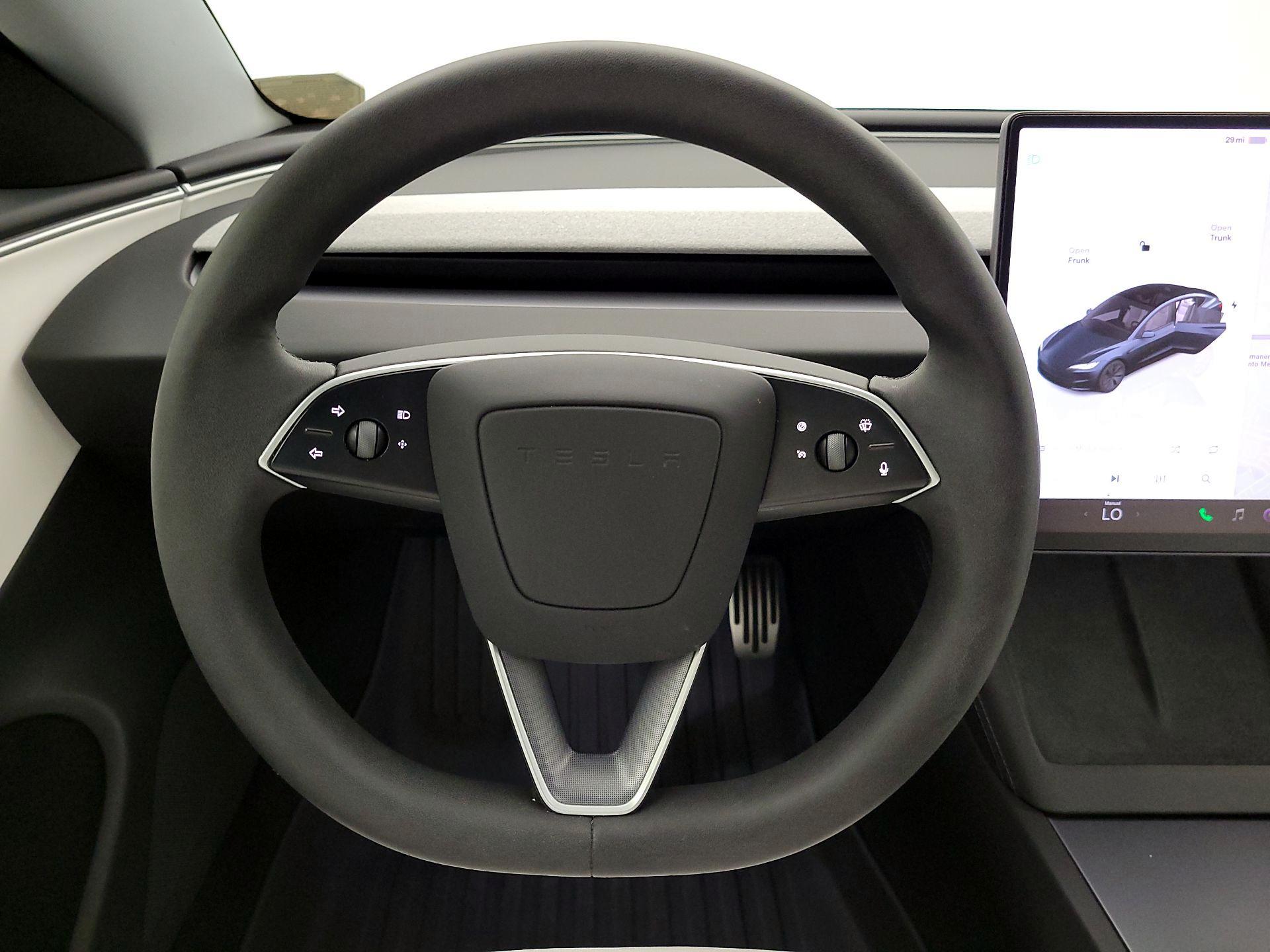 Thumbnail: 2024 Tesla Model 3 - 10