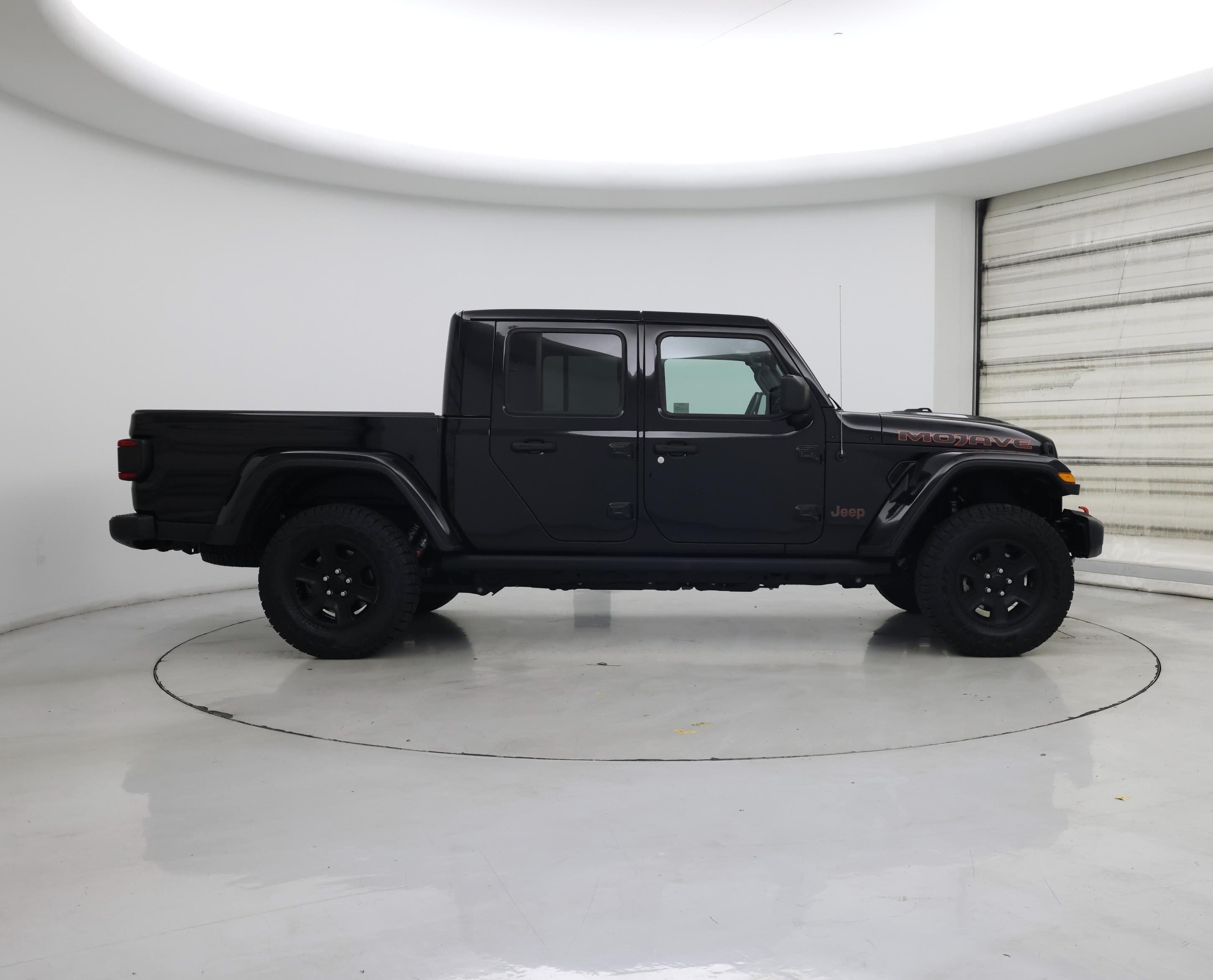 Thumbnail: 2021 Jeep Gladiator - 7