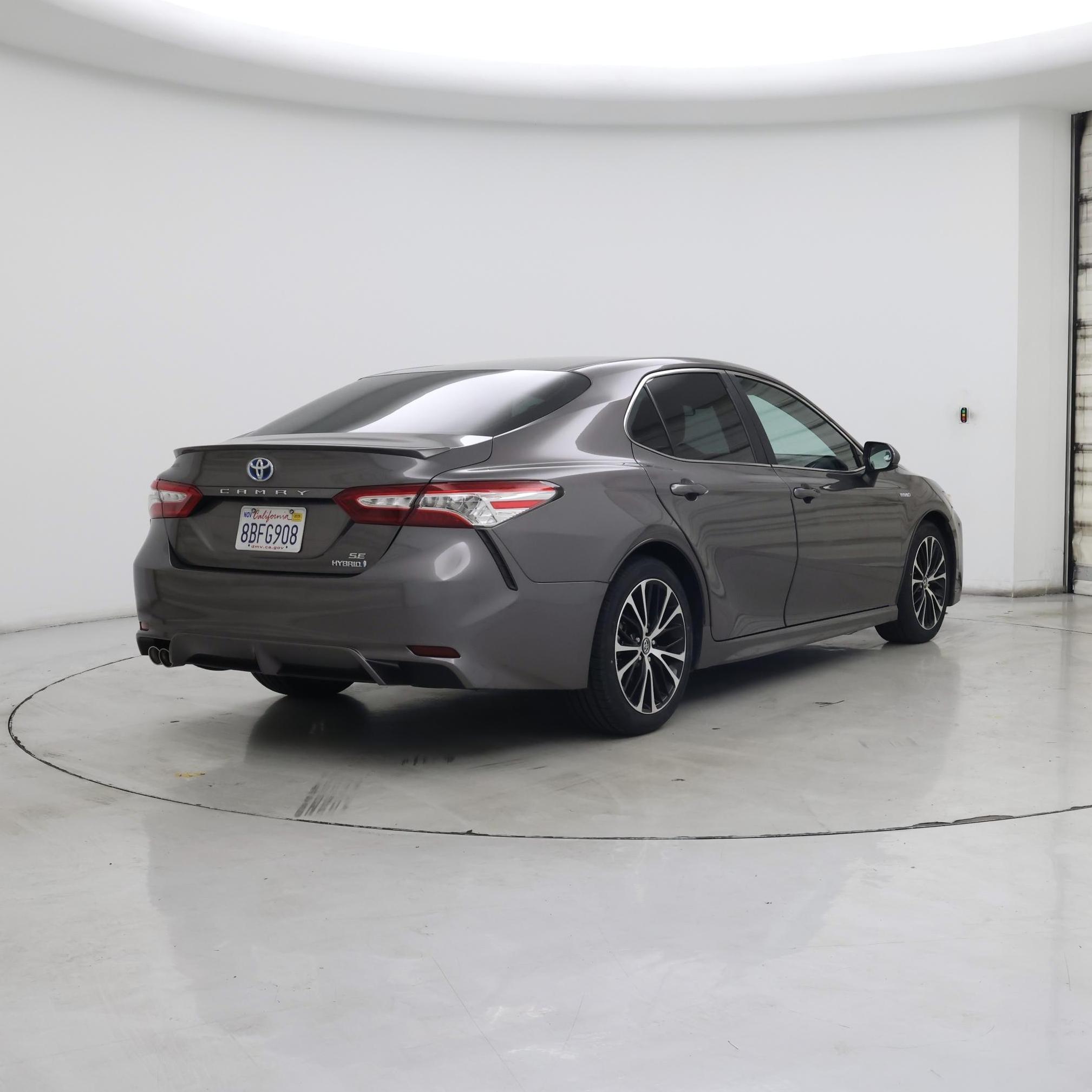 Thumbnail: 2018 Toyota Camry - 8