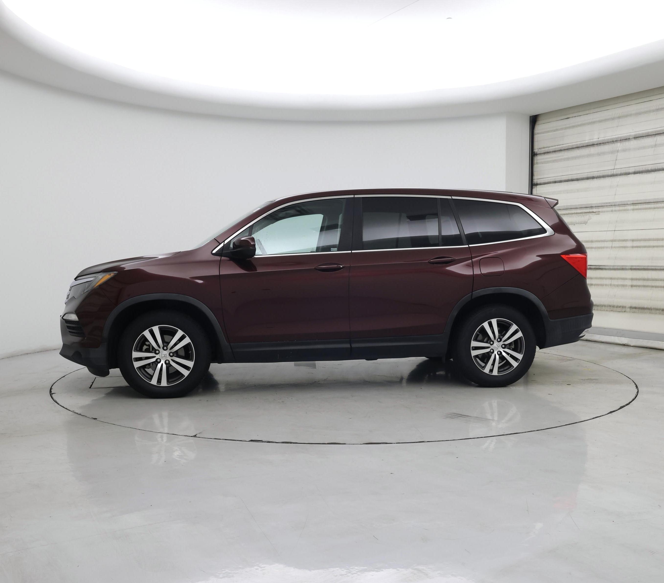 Thumbnail: 2016 Honda Pilot - 3