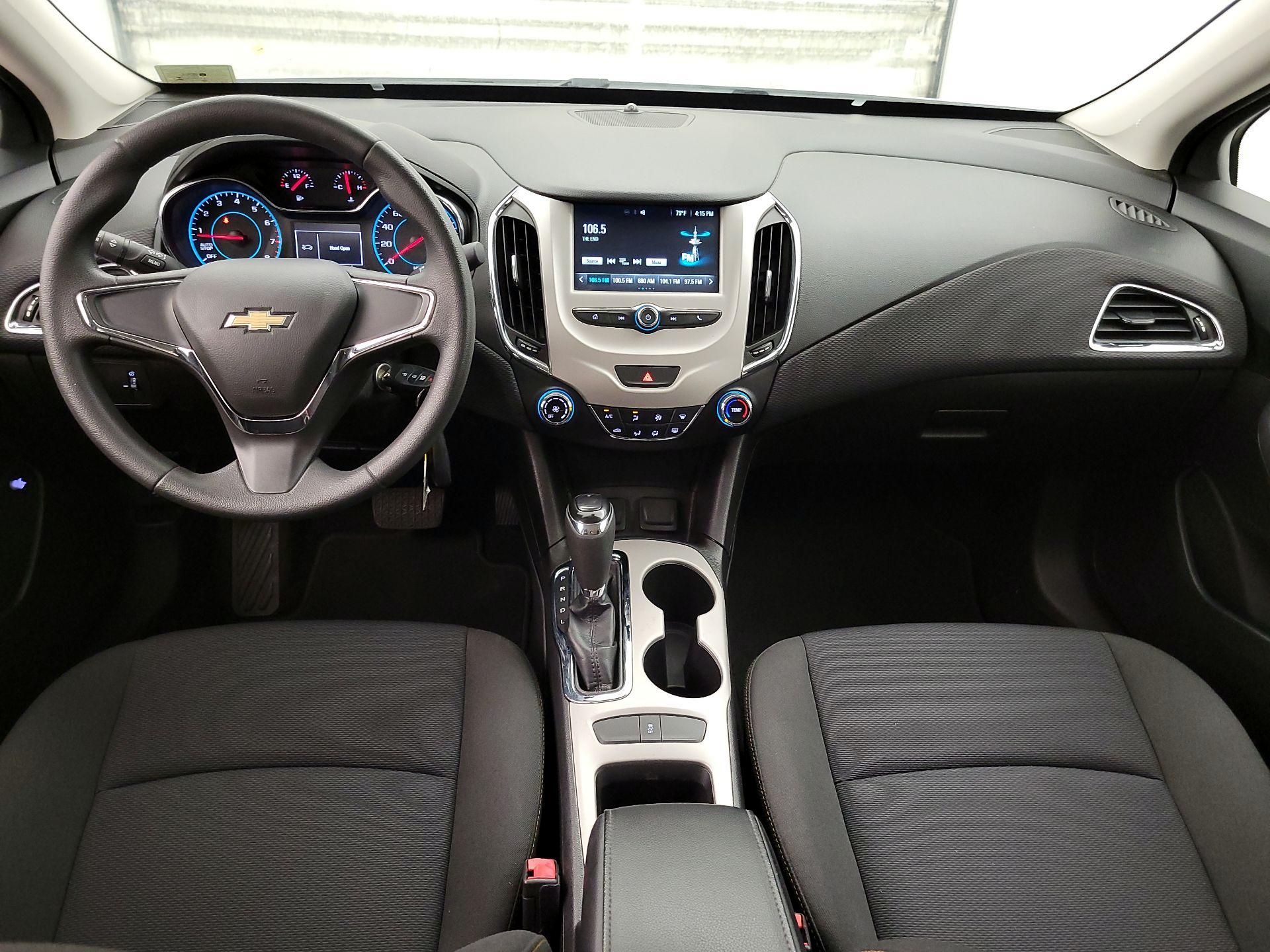Thumbnail: 2016 Chevrolet Cruze - 9