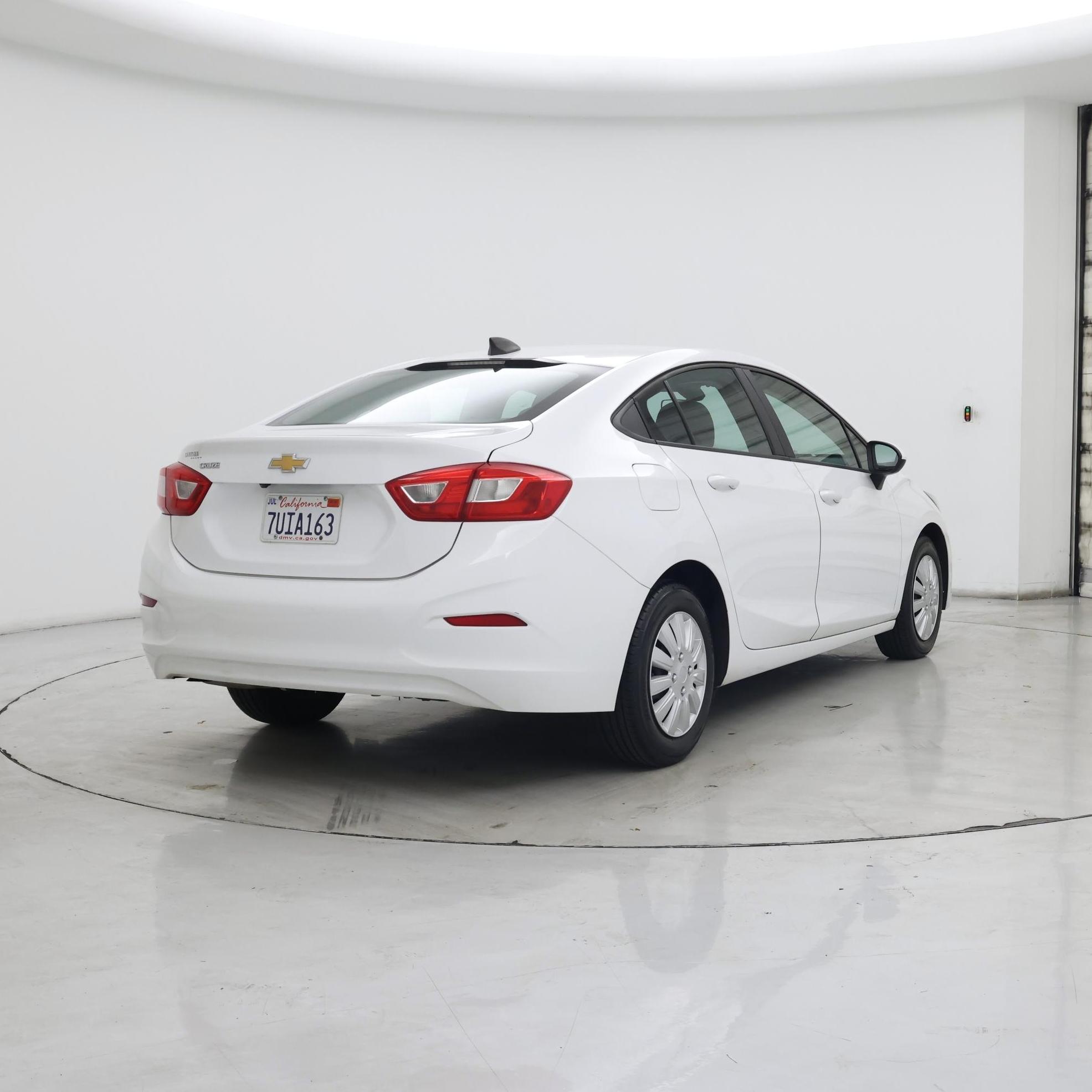 Thumbnail: 2016 Chevrolet Cruze - 8