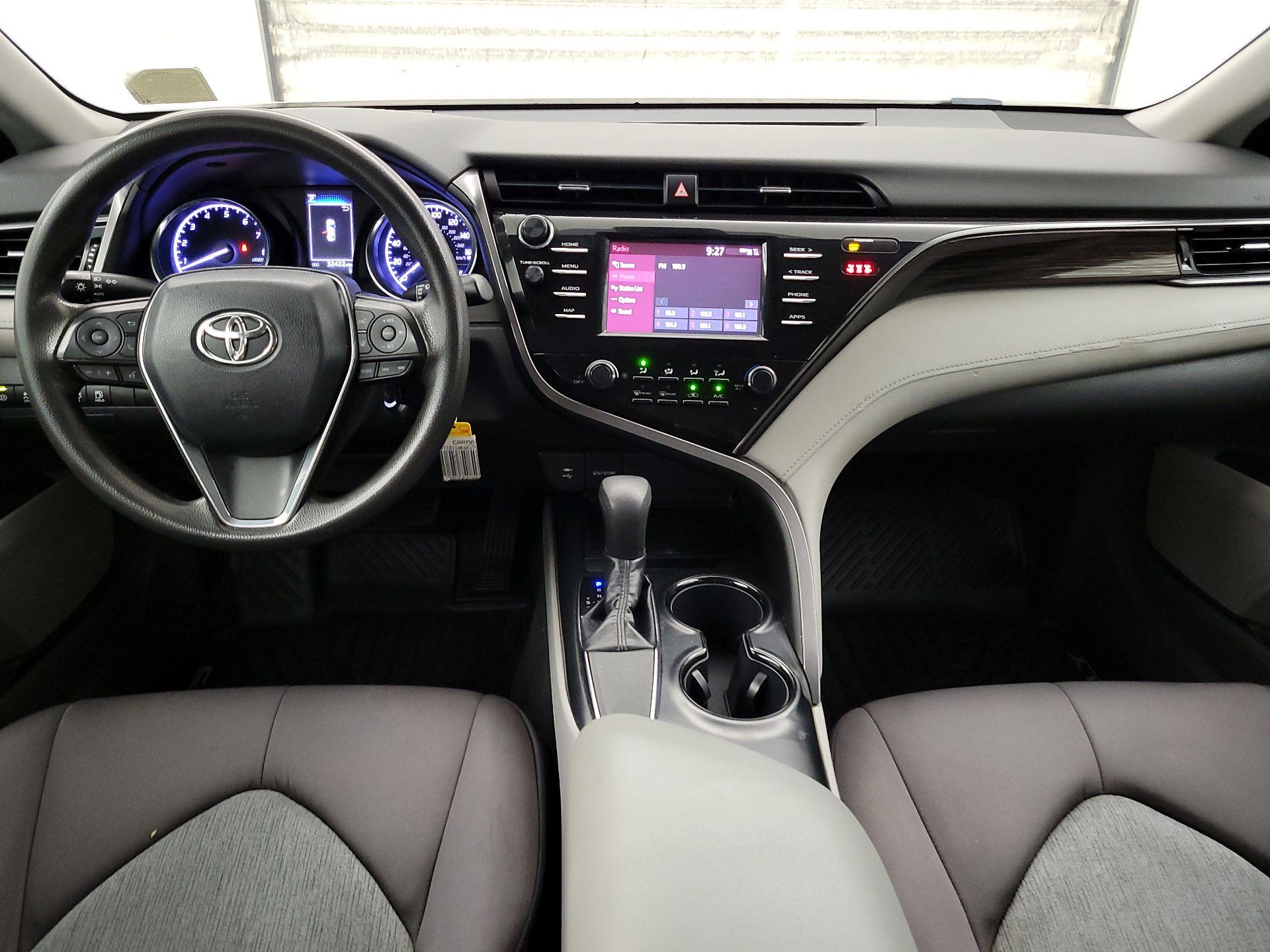 Thumbnail: 2019 Toyota Camry - 9