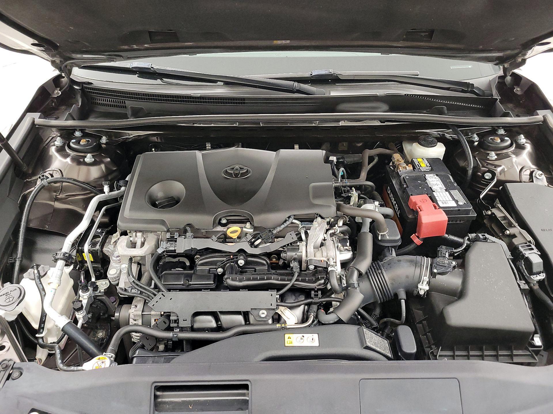 Thumbnail: 2019 Toyota Camry - 18