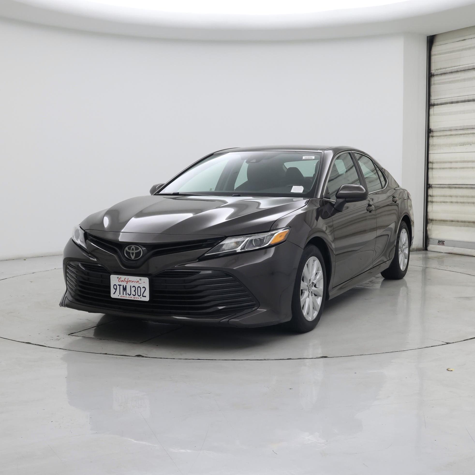 Thumbnail: 2019 Toyota Camry - 4