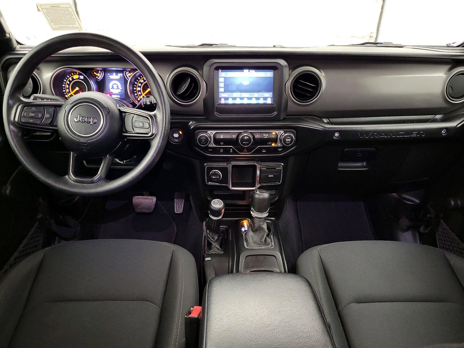 Thumbnail: 2022 Jeep Wrangler - 9