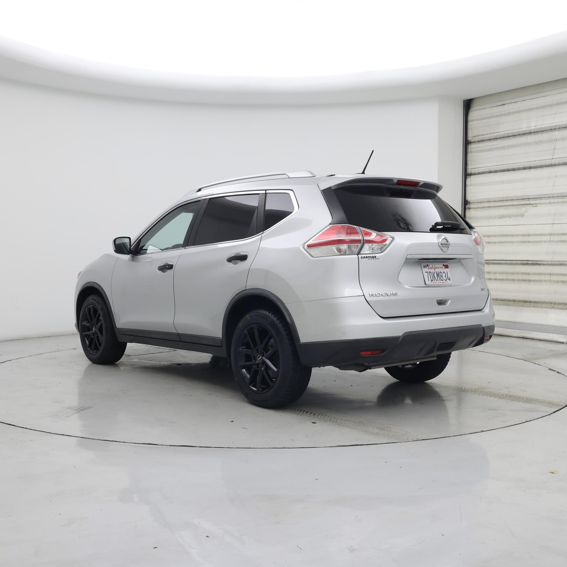 Thumbnail: 2015 Nissan Rogue - 2