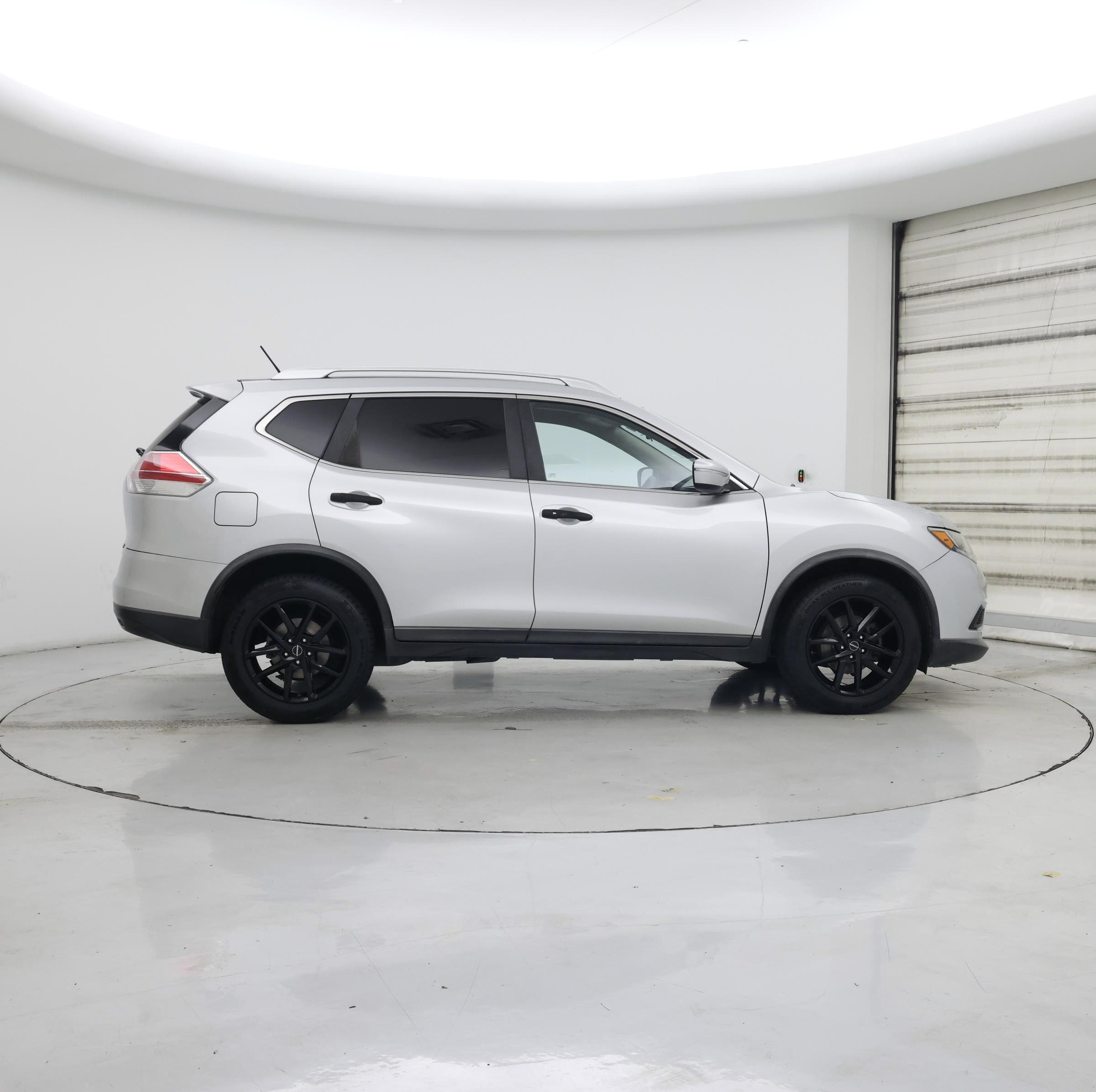 Thumbnail: 2015 Nissan Rogue - 7