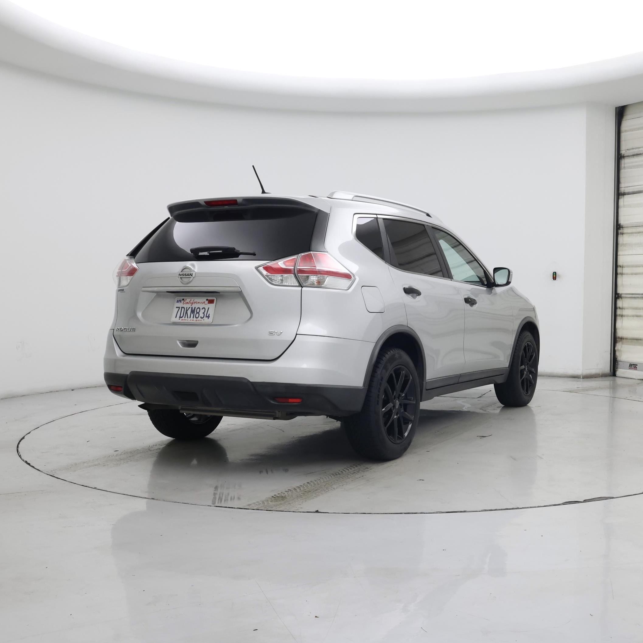 Thumbnail: 2015 Nissan Rogue - 8