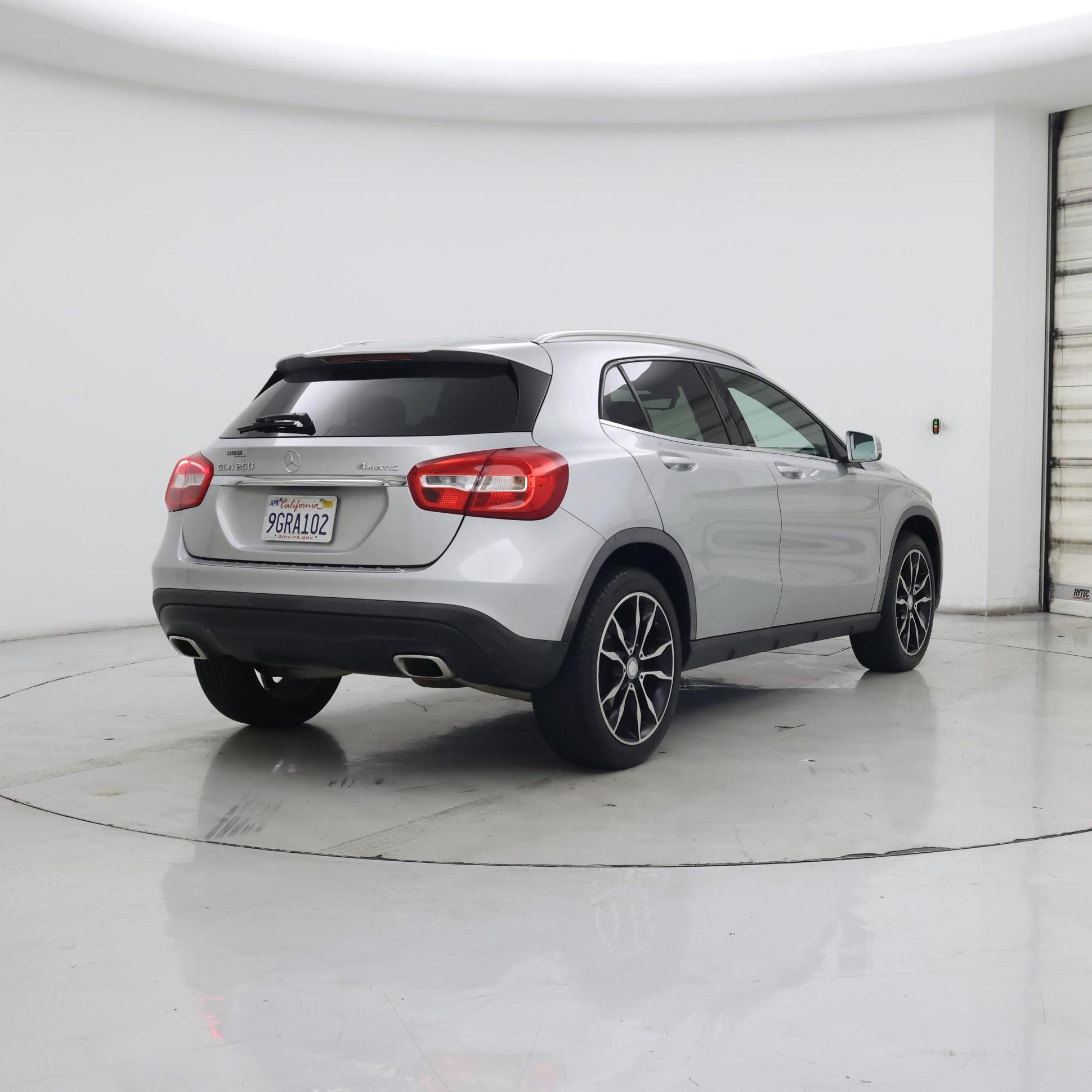 Thumbnail: 2016 Mercedes-Benz GLA - 8