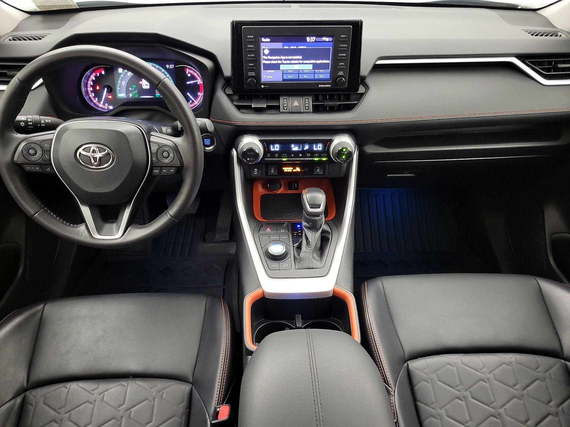 Thumbnail: 2022 Toyota RAV4 - 9