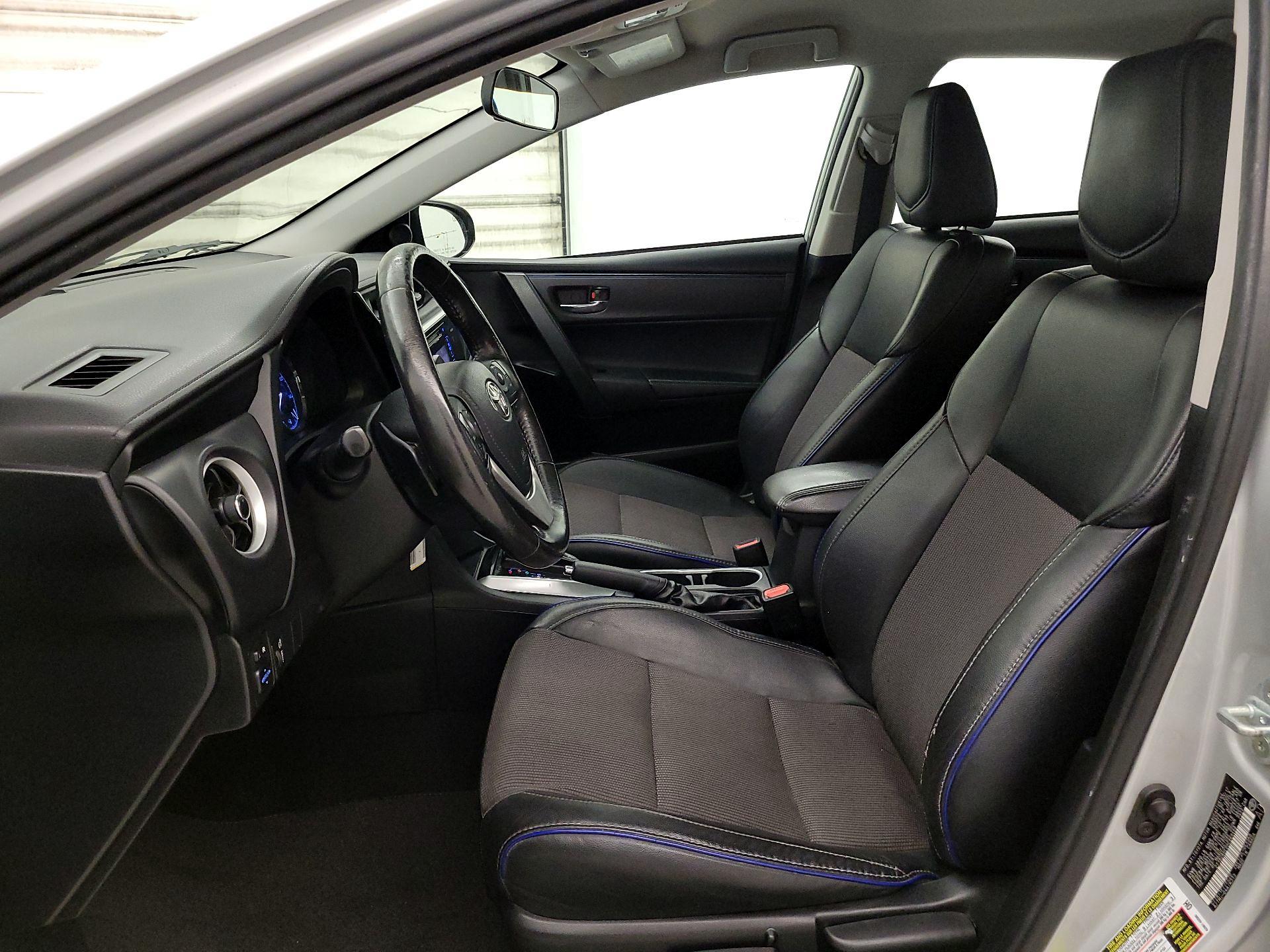 Thumbnail: 2017 Toyota Corolla - 11
