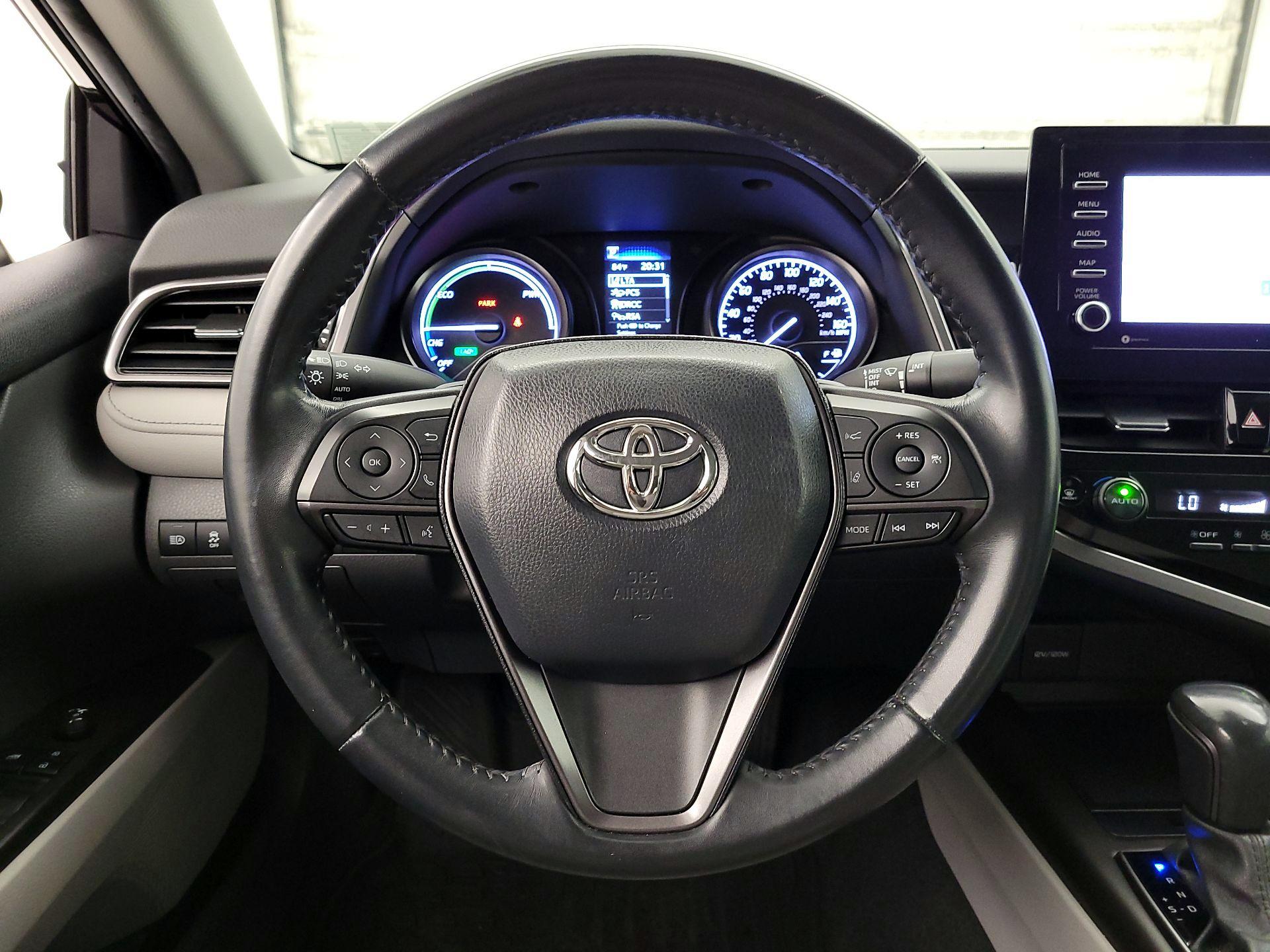 Thumbnail: 2021 Toyota Camry - 10