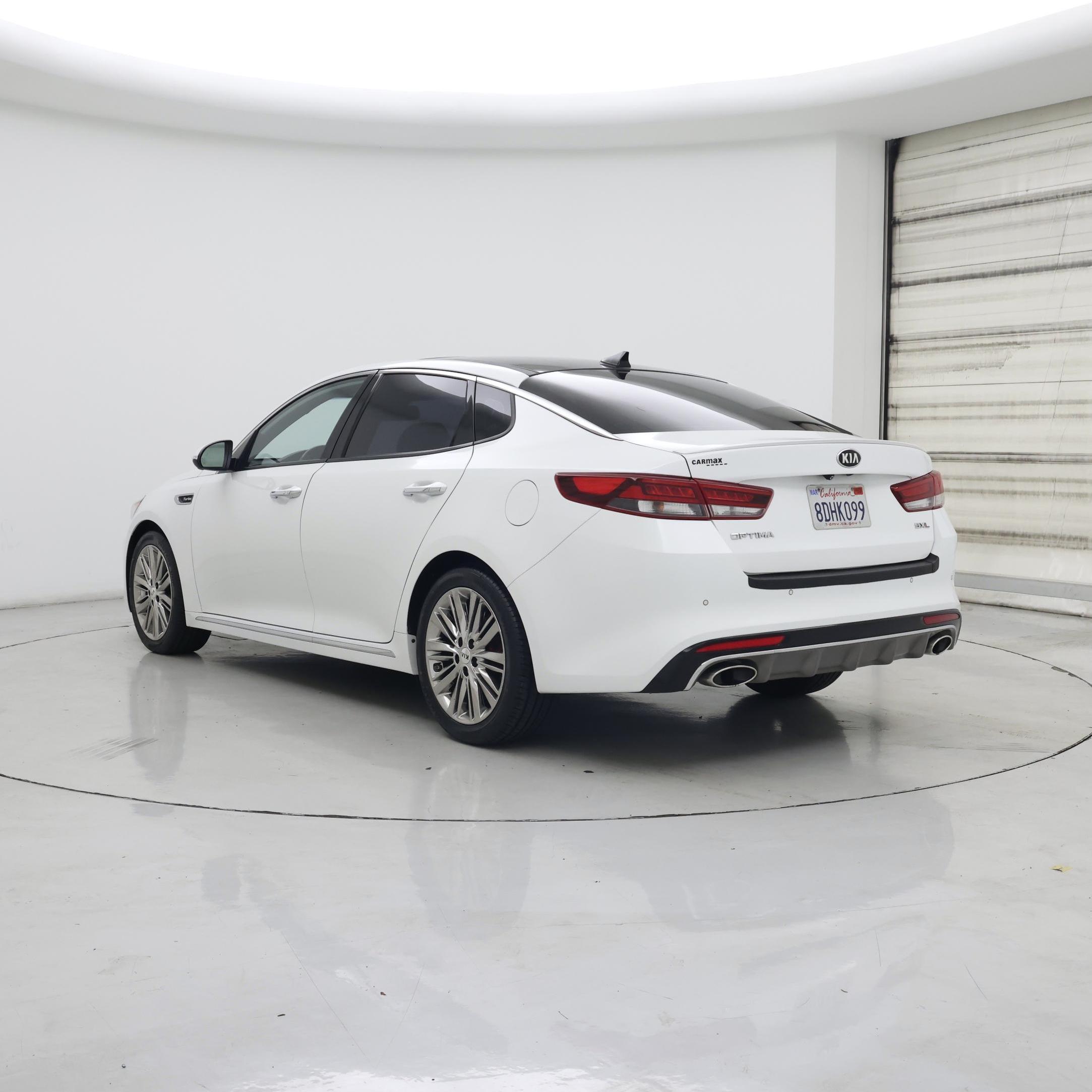 Thumbnail: 2018 Kia Optima - 2