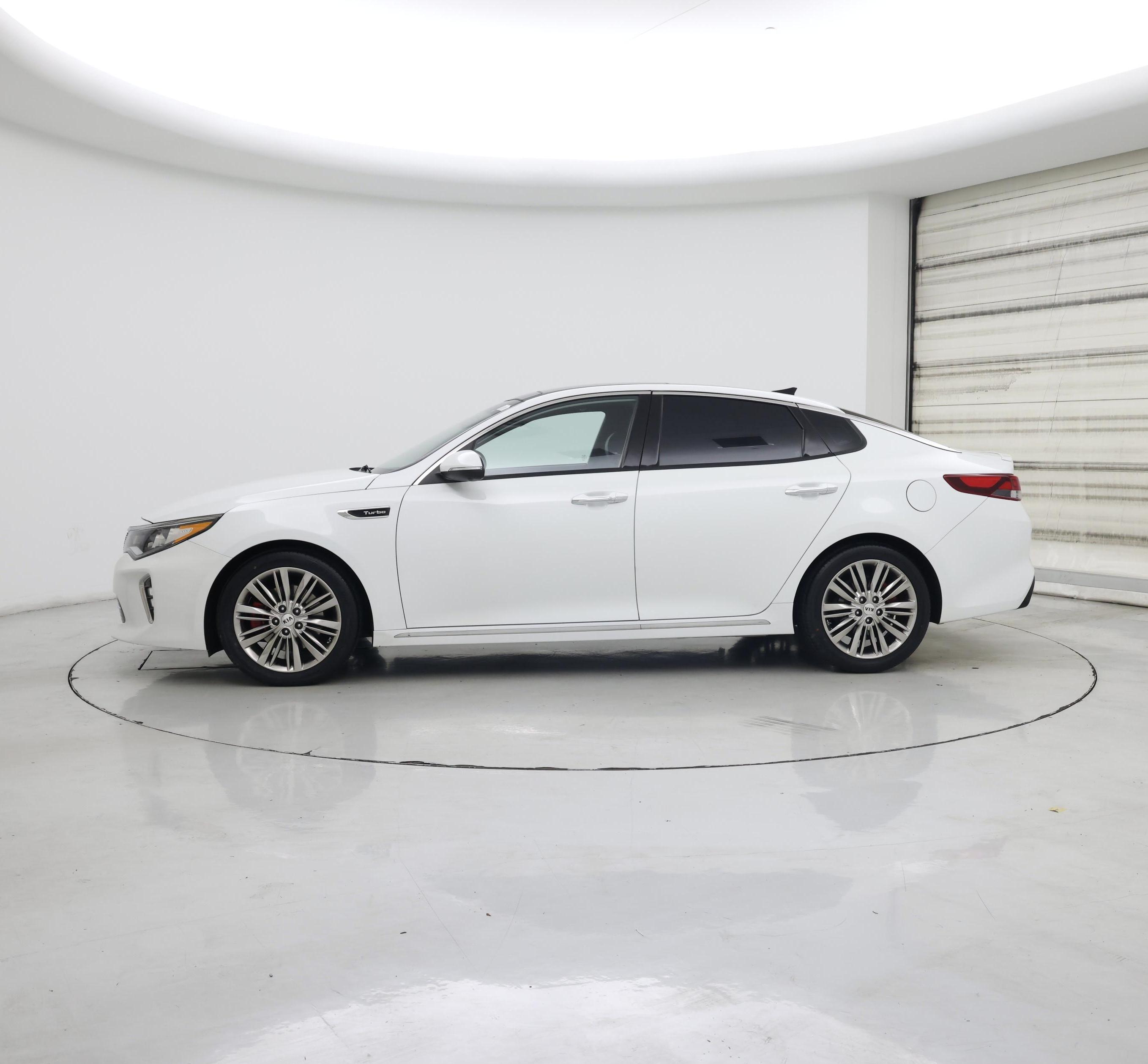 Thumbnail: 2018 Kia Optima - 3