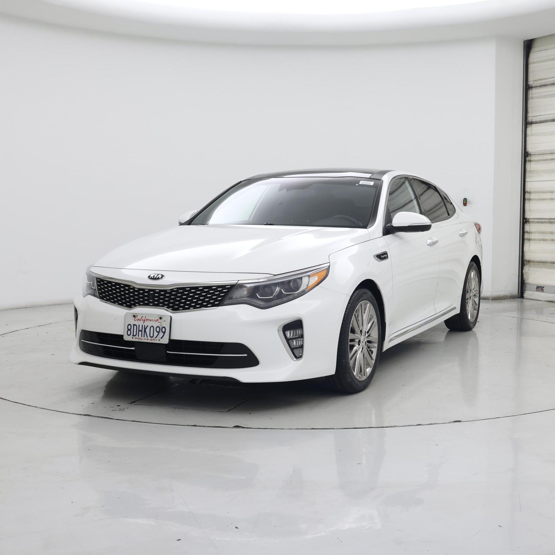 Thumbnail: 2018 Kia Optima - 4