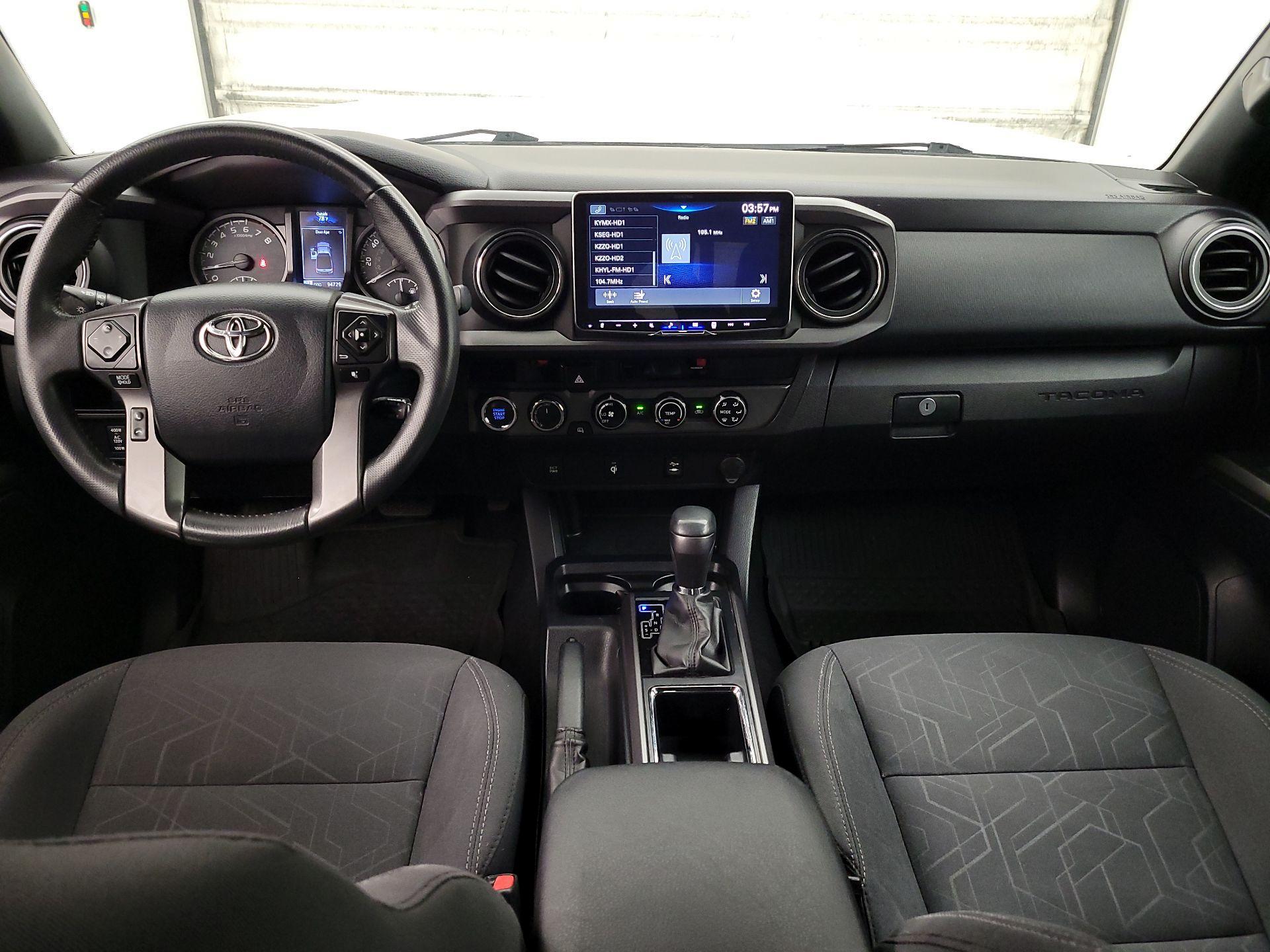 Thumbnail: 2017 Toyota Tacoma - 9