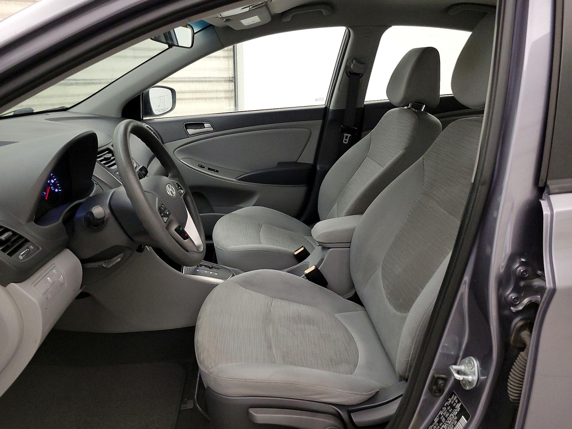 Thumbnail: 2015 Hyundai Accent - 11