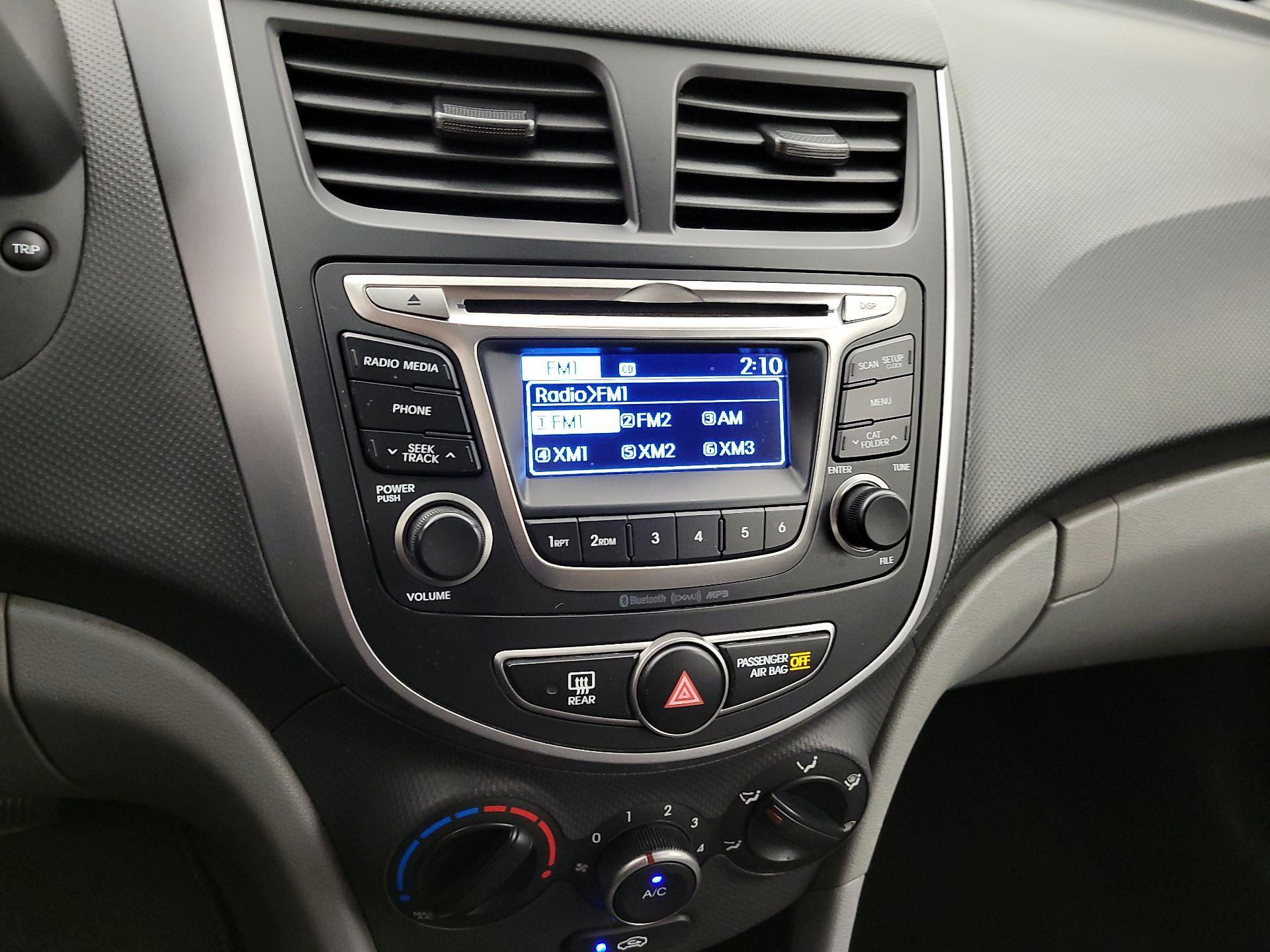 Thumbnail: 2015 Hyundai Accent - 14