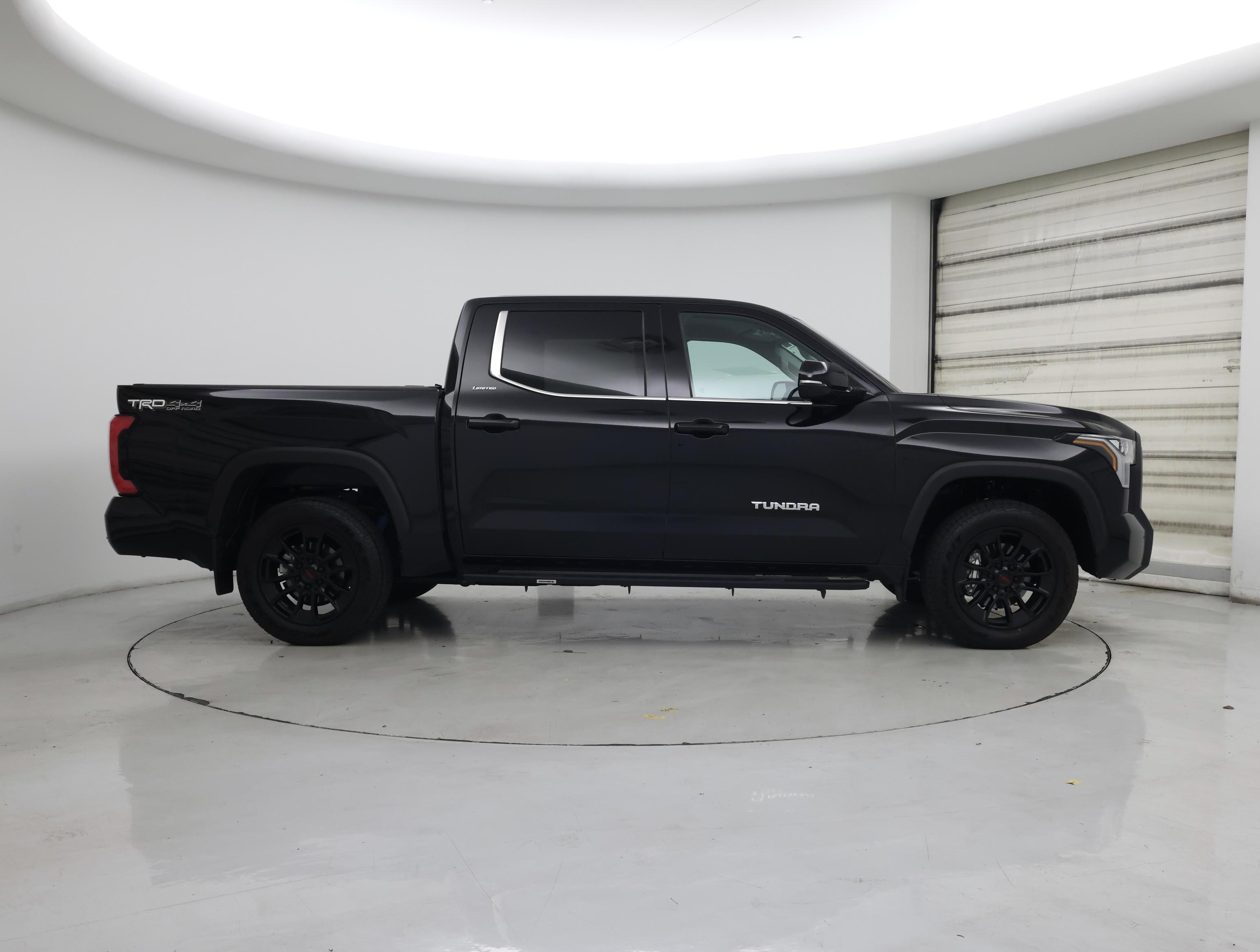 Thumbnail: 2023 Toyota Tundra - 7