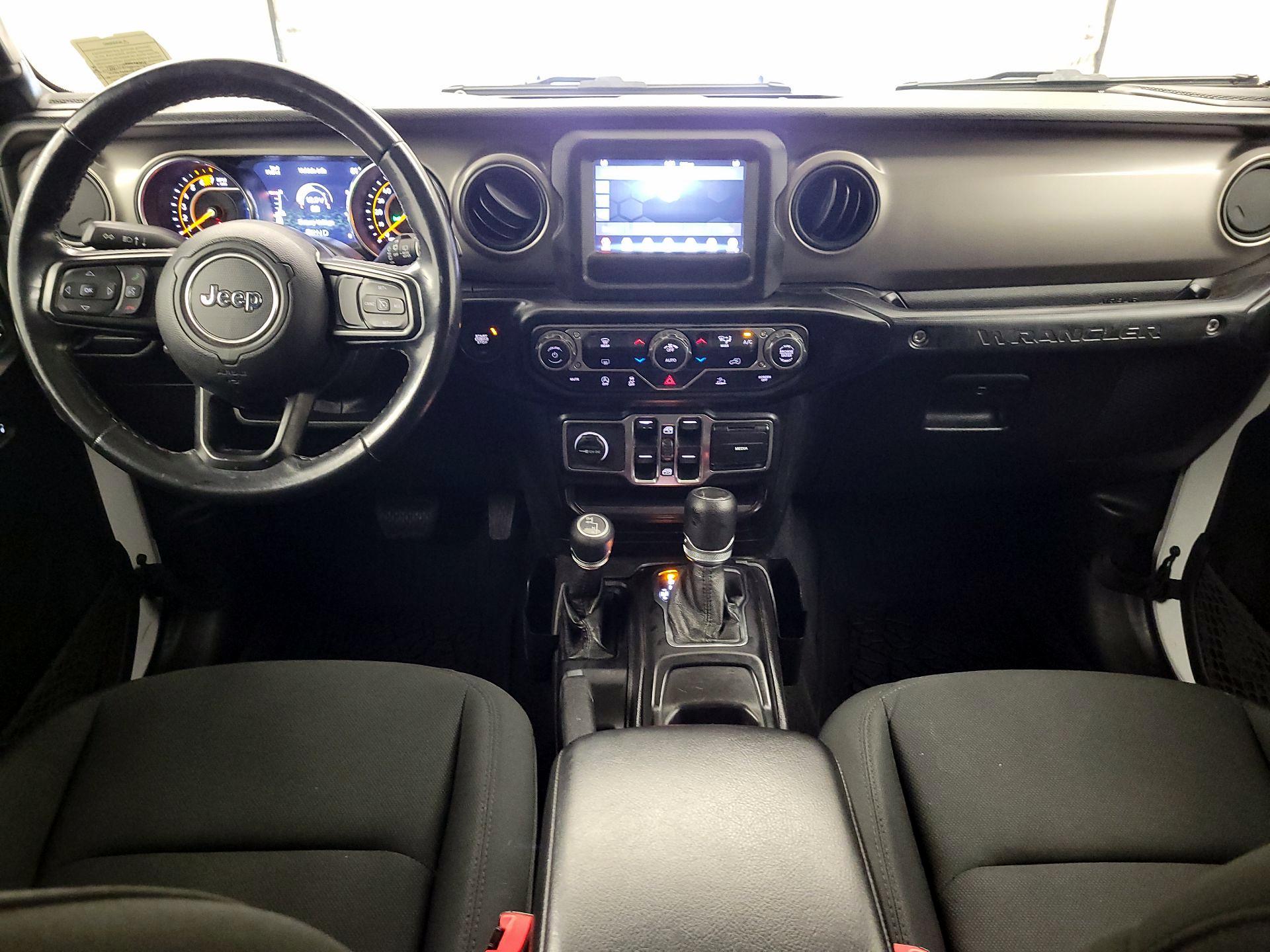Thumbnail: 2021 Jeep Wrangler - 9
