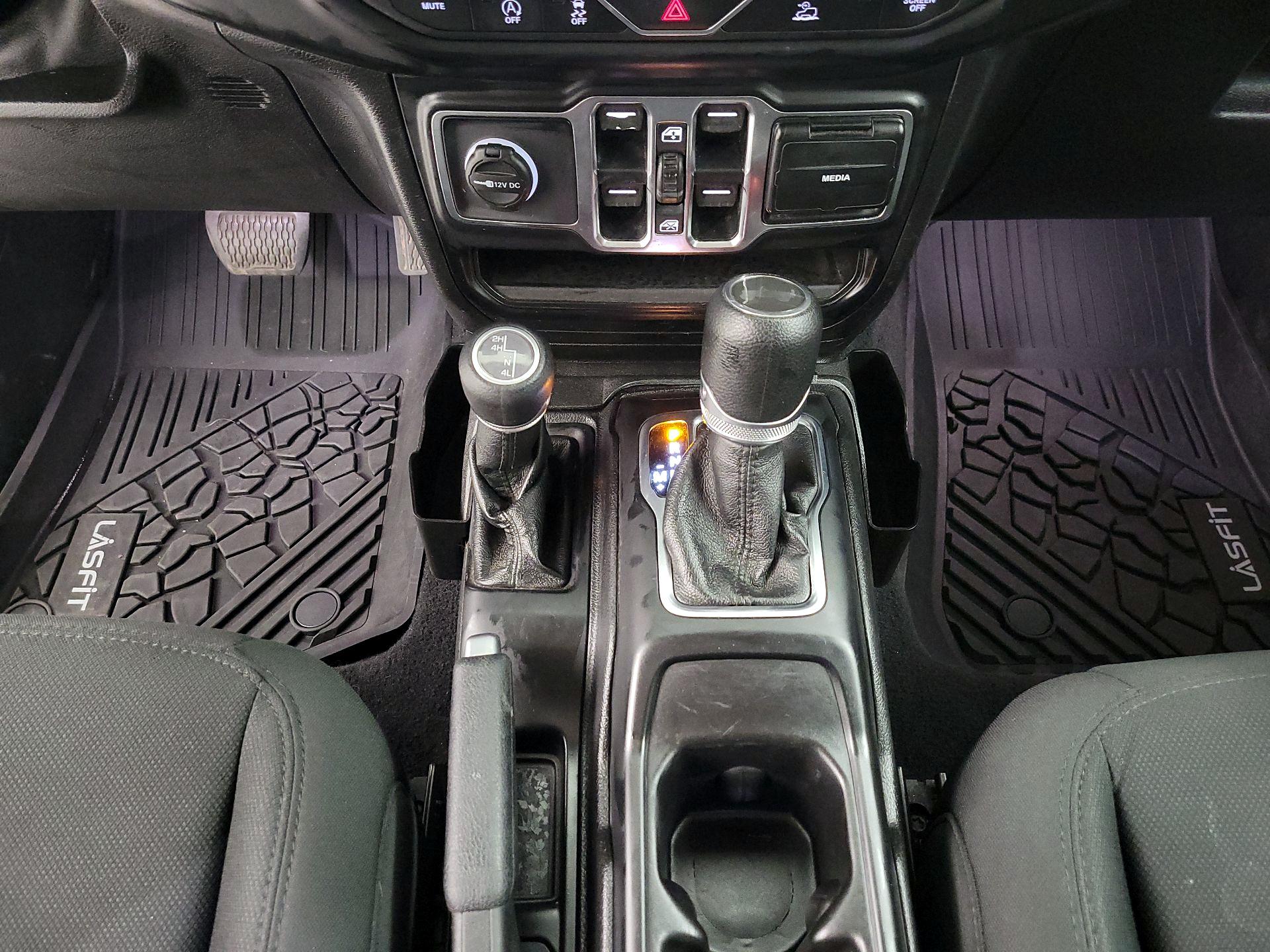 Thumbnail: 2021 Jeep Wrangler - 17