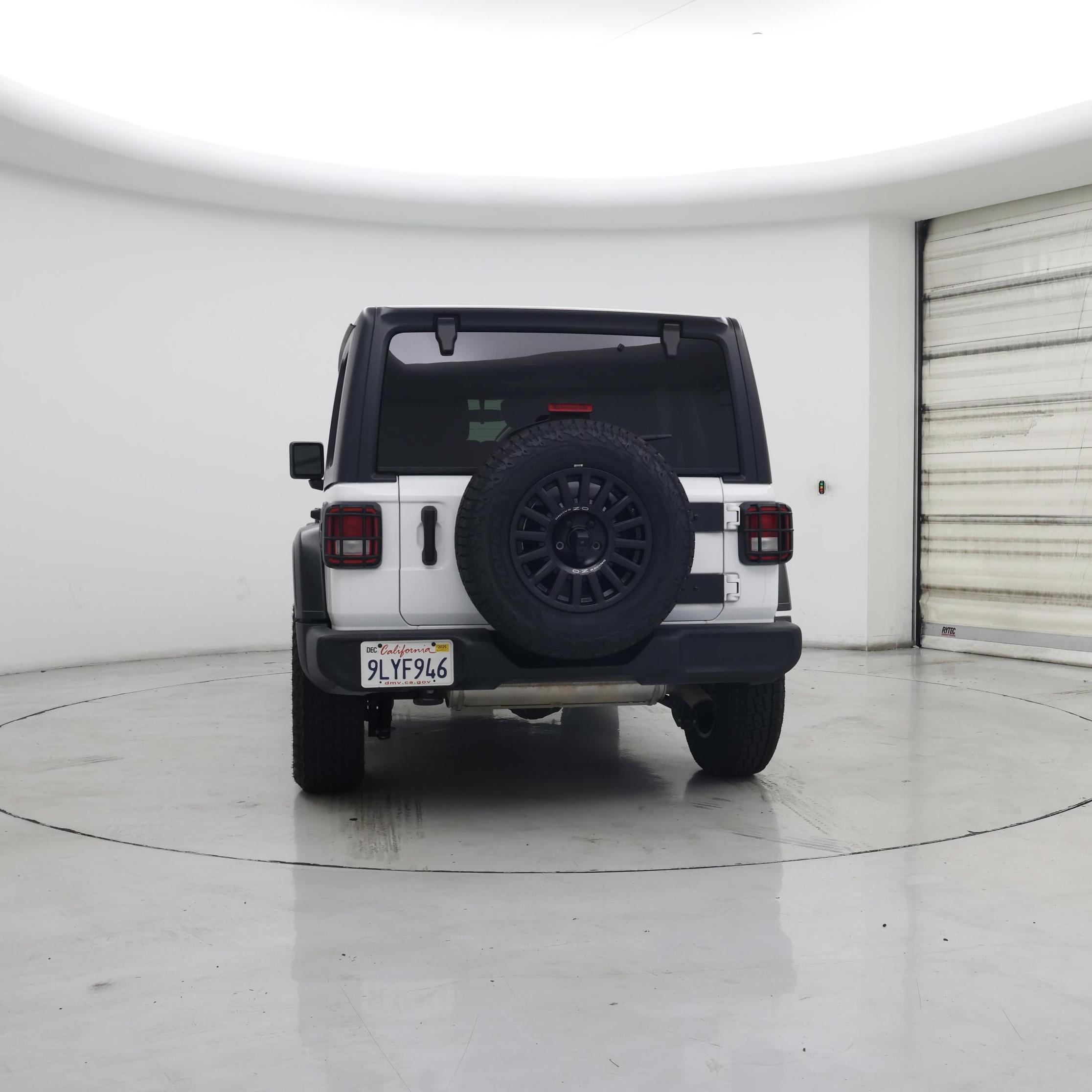 Thumbnail: 2021 Jeep Wrangler - 6