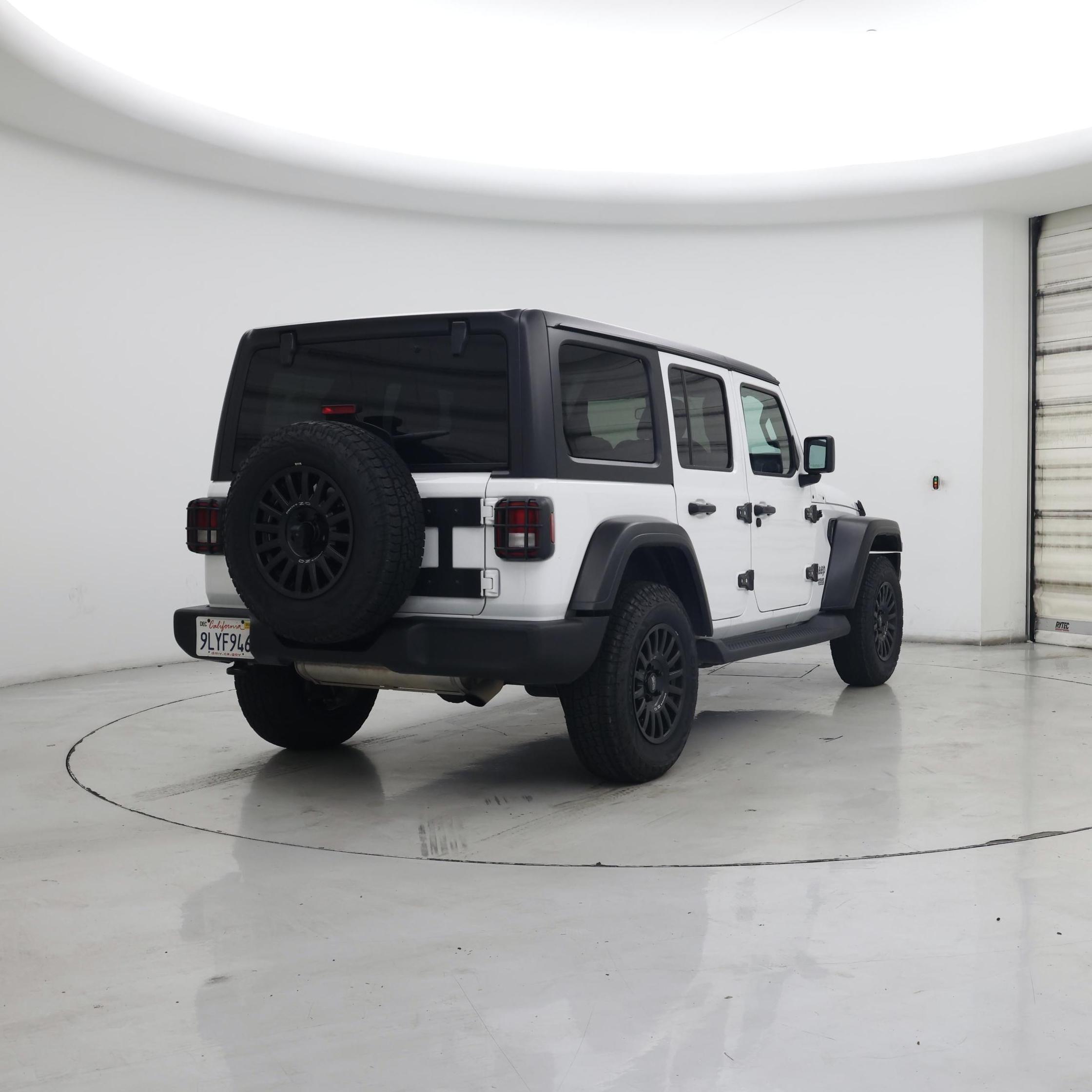 Thumbnail: 2021 Jeep Wrangler - 8