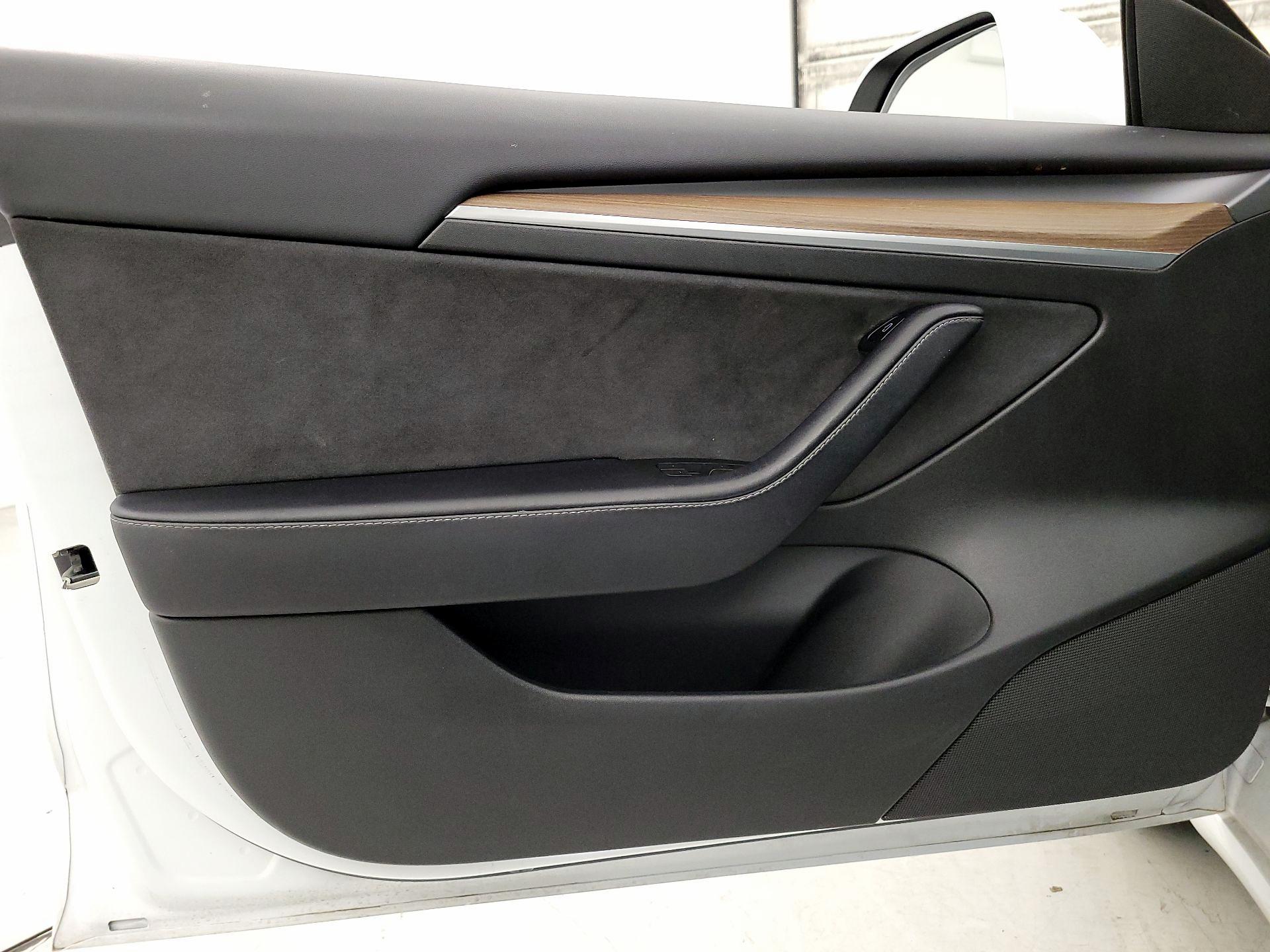 Thumbnail: 2023 Tesla Model 3 - 12