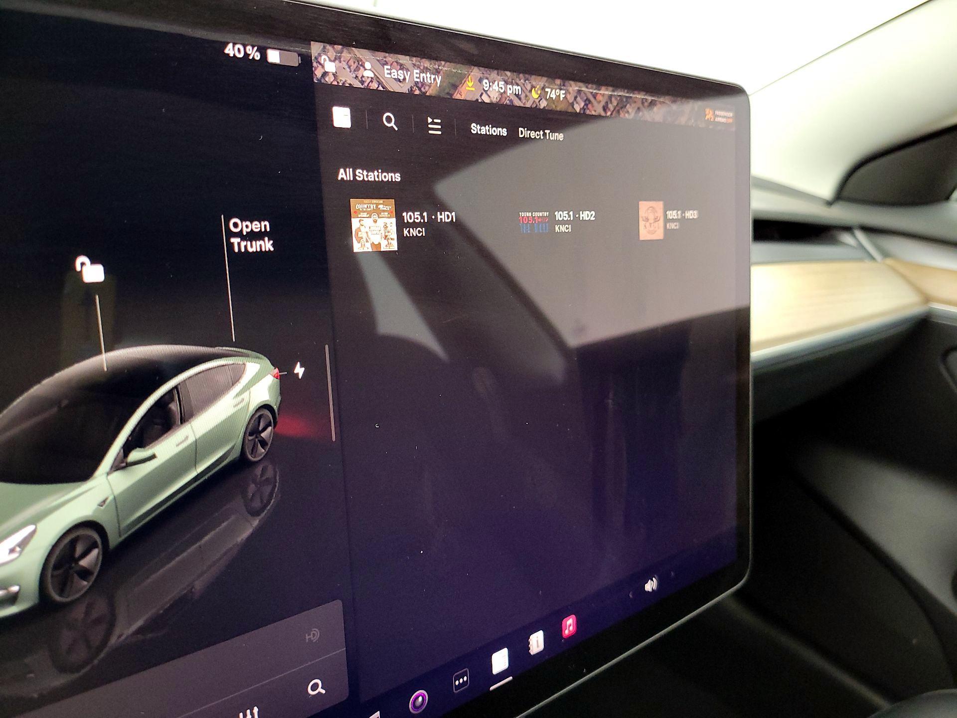 Thumbnail: 2023 Tesla Model 3 - 15