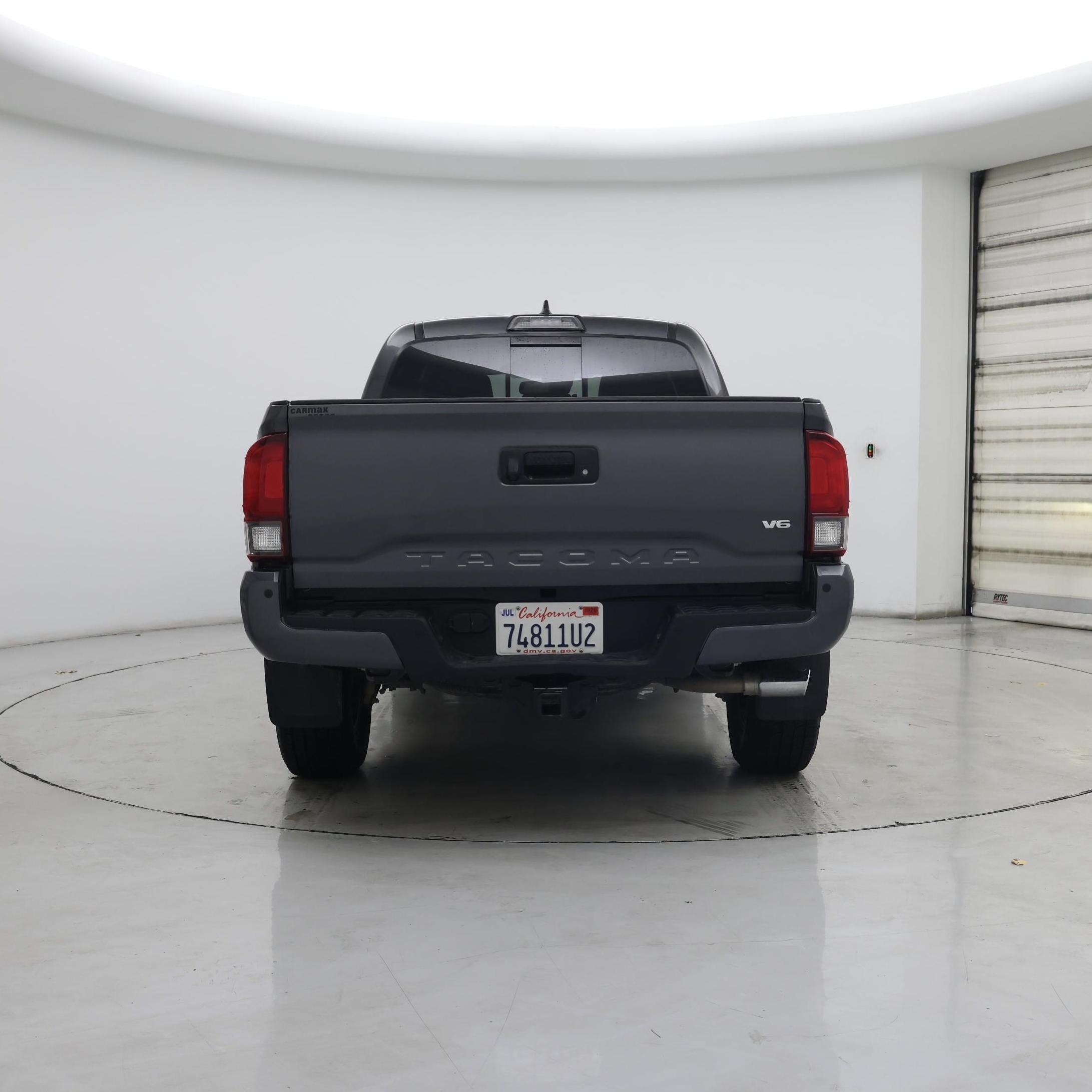 Thumbnail: 2019 Toyota Tacoma - 6