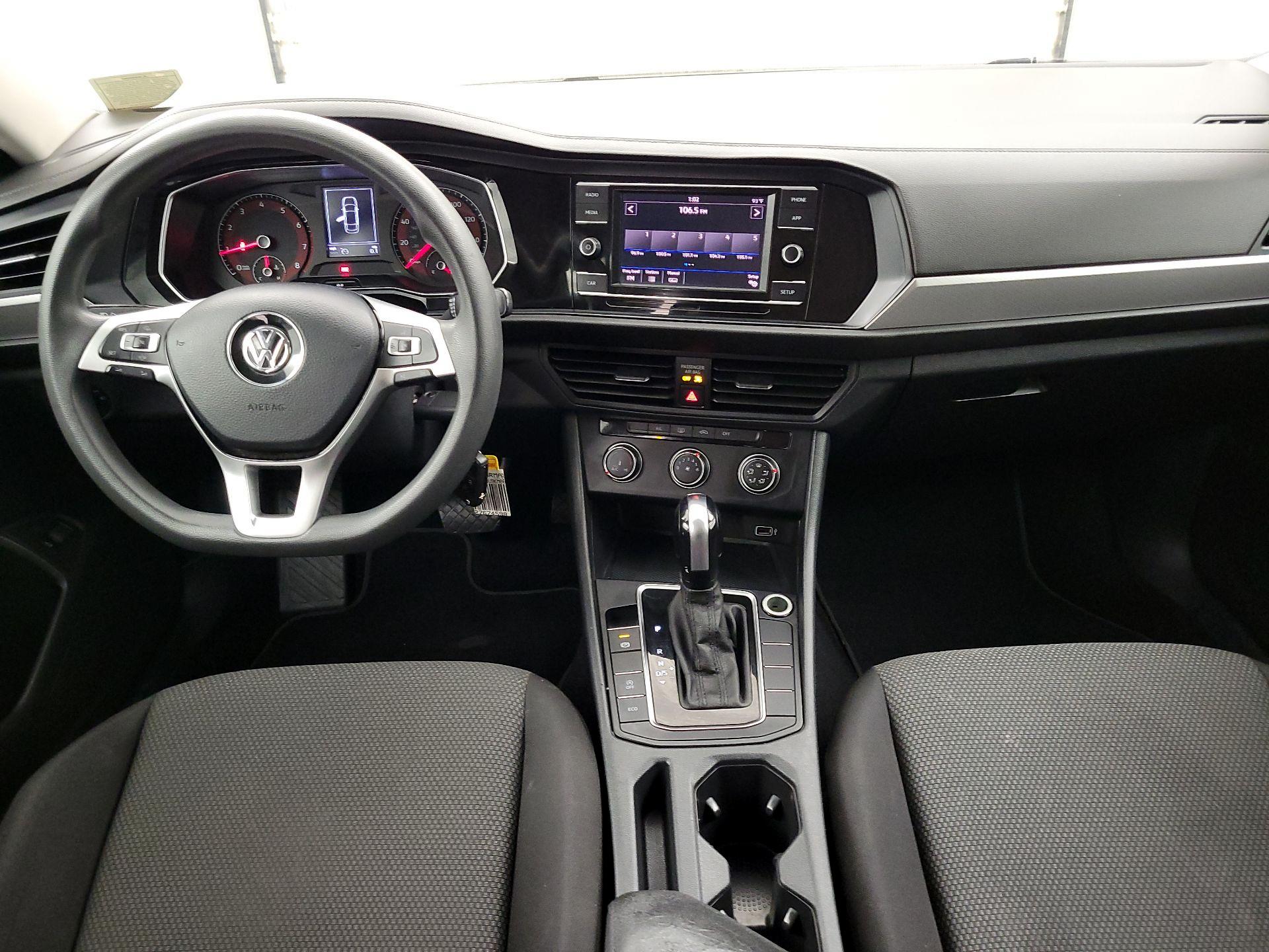 Thumbnail: 2019 Volkswagen Jetta - 9