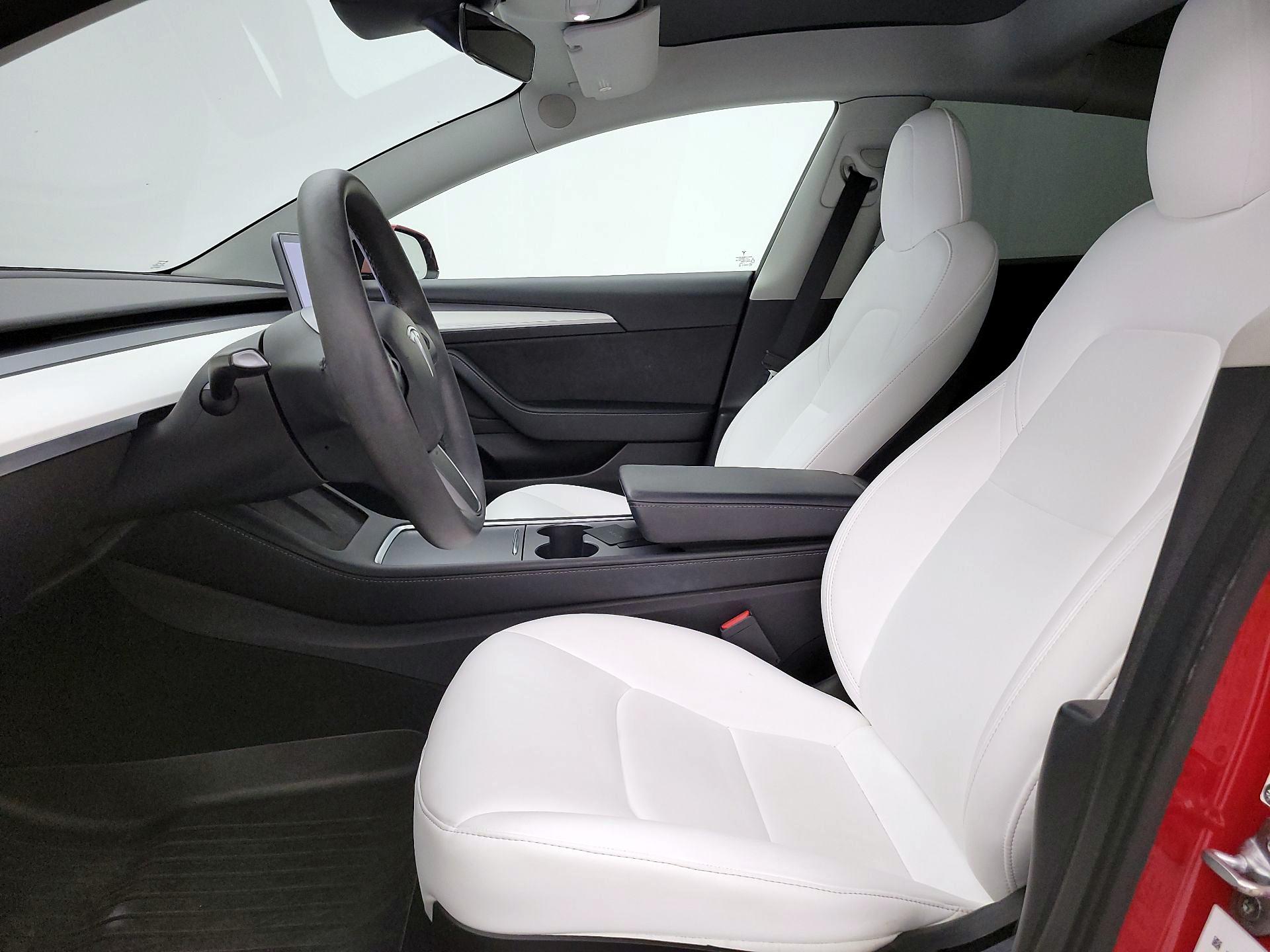 Thumbnail: 2021 Tesla Model 3 - 11