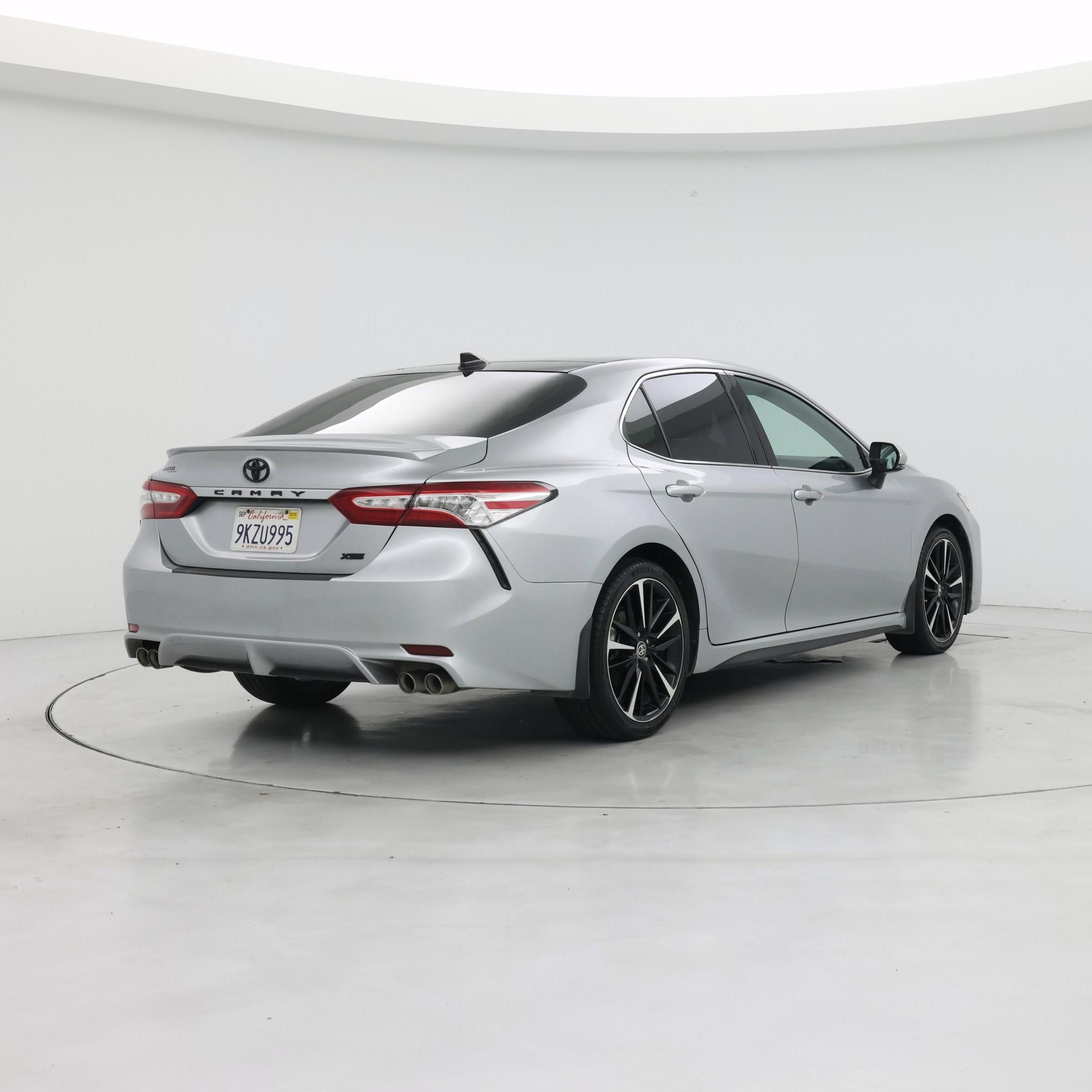 Thumbnail: 2020 Toyota Camry - 8