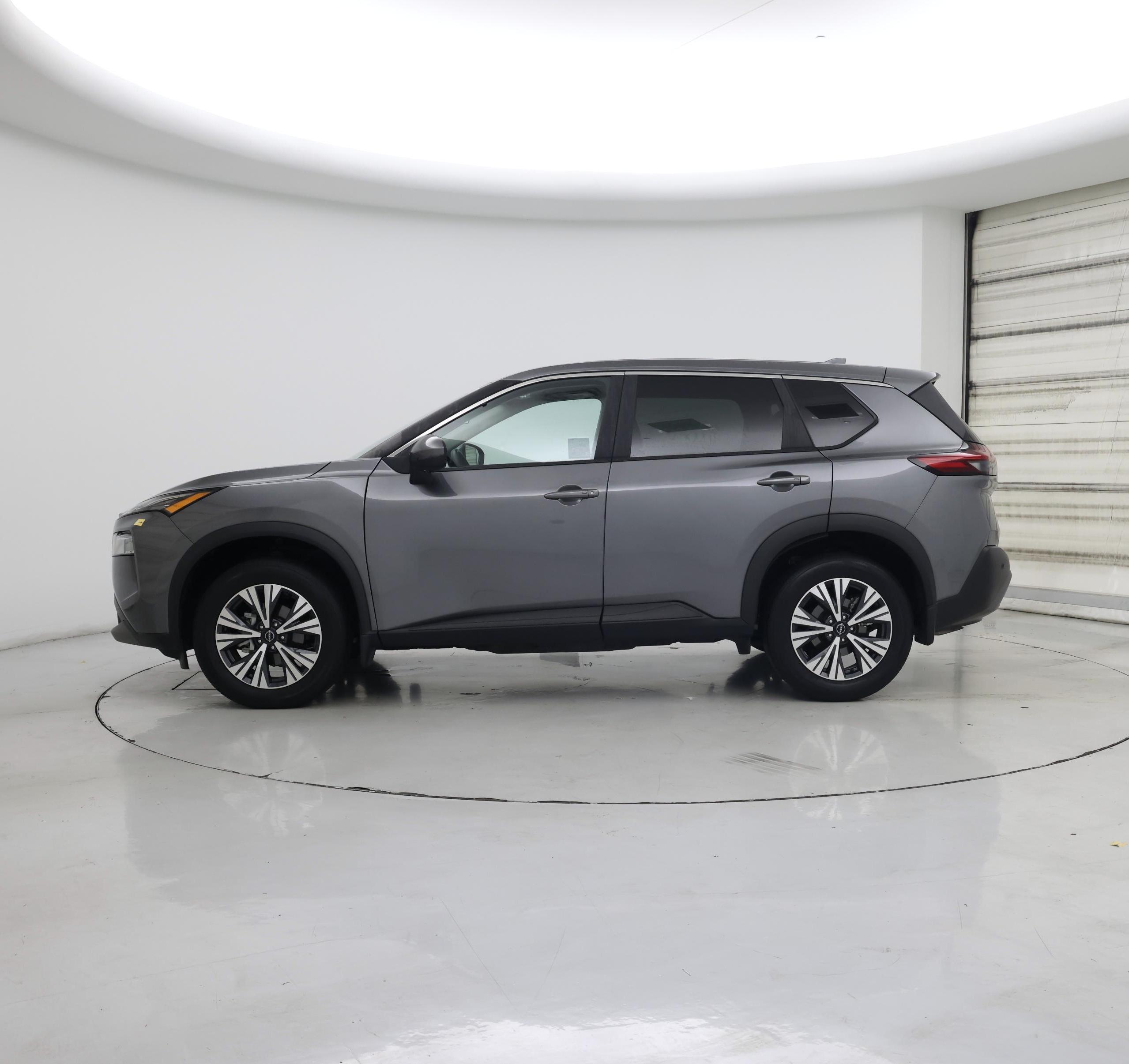 Thumbnail: 2022 Nissan Rogue - 3