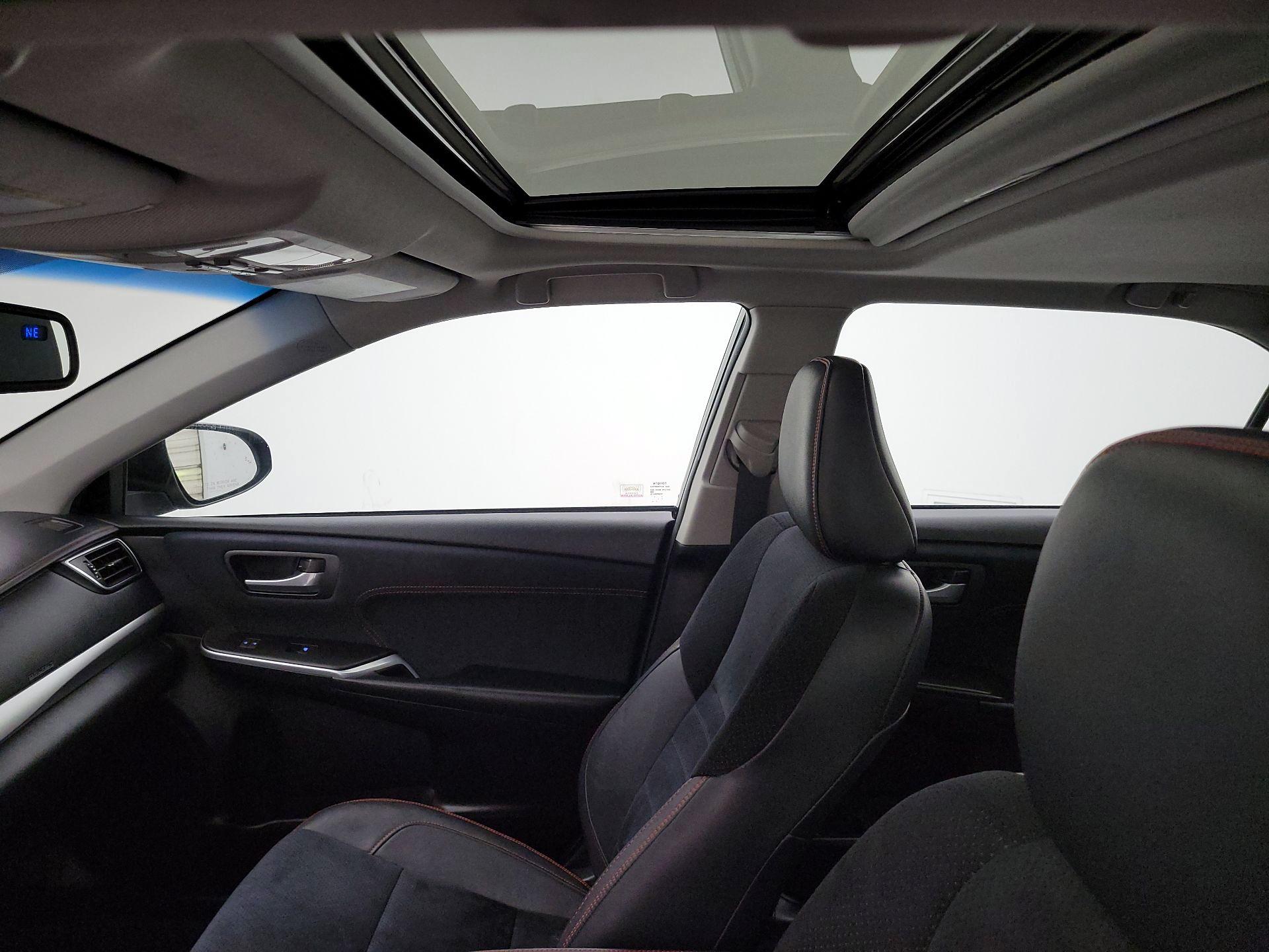 Thumbnail: 2015 Toyota Camry - 20
