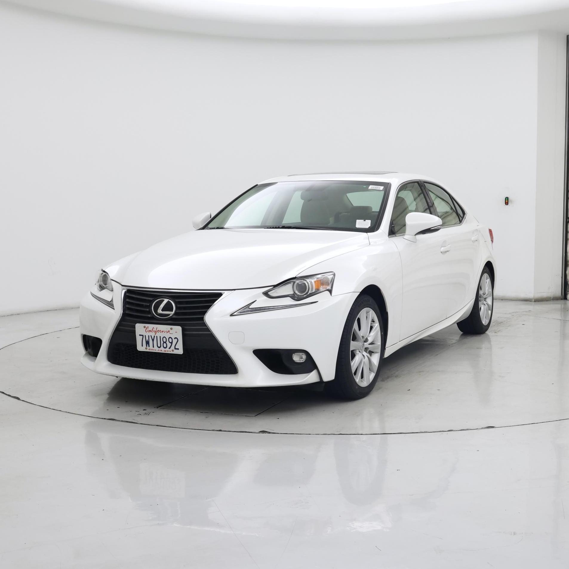 Thumbnail: 2016 Lexus IS - 4