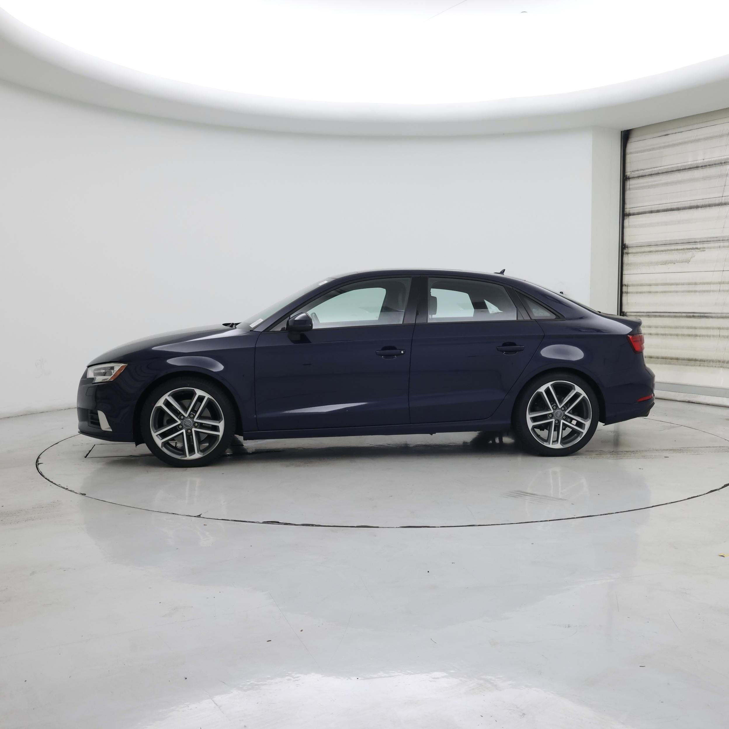 Thumbnail: 2017 Audi A3 - 3