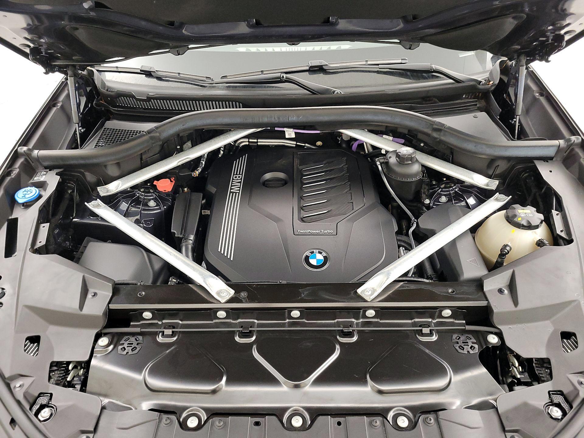 Thumbnail: 2021 BMW X5 - 20