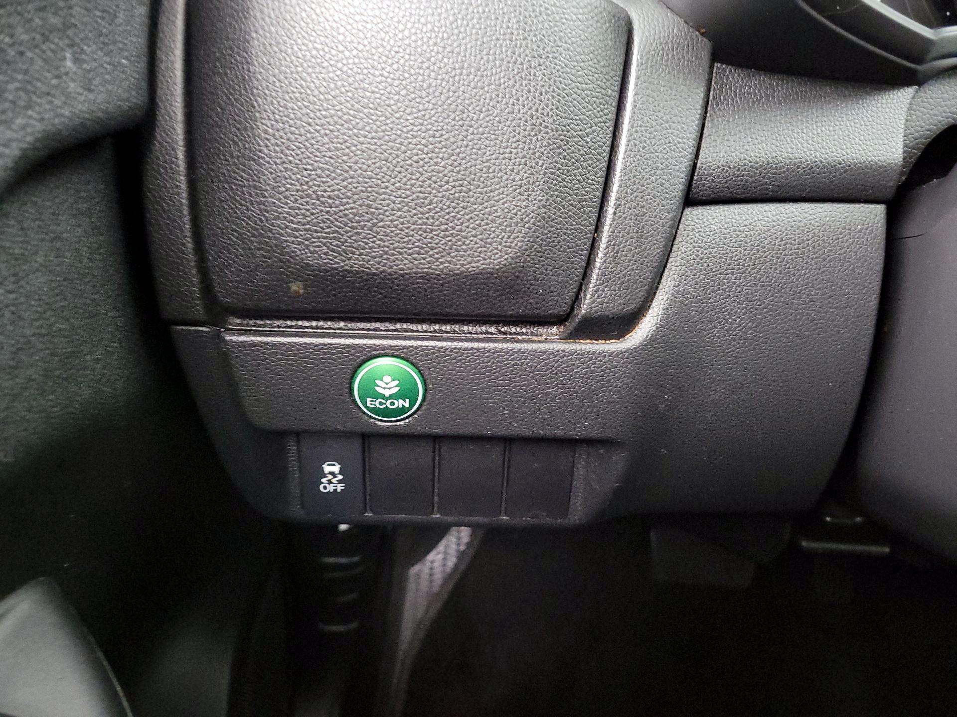 Thumbnail: 2015 Honda Fit - 13