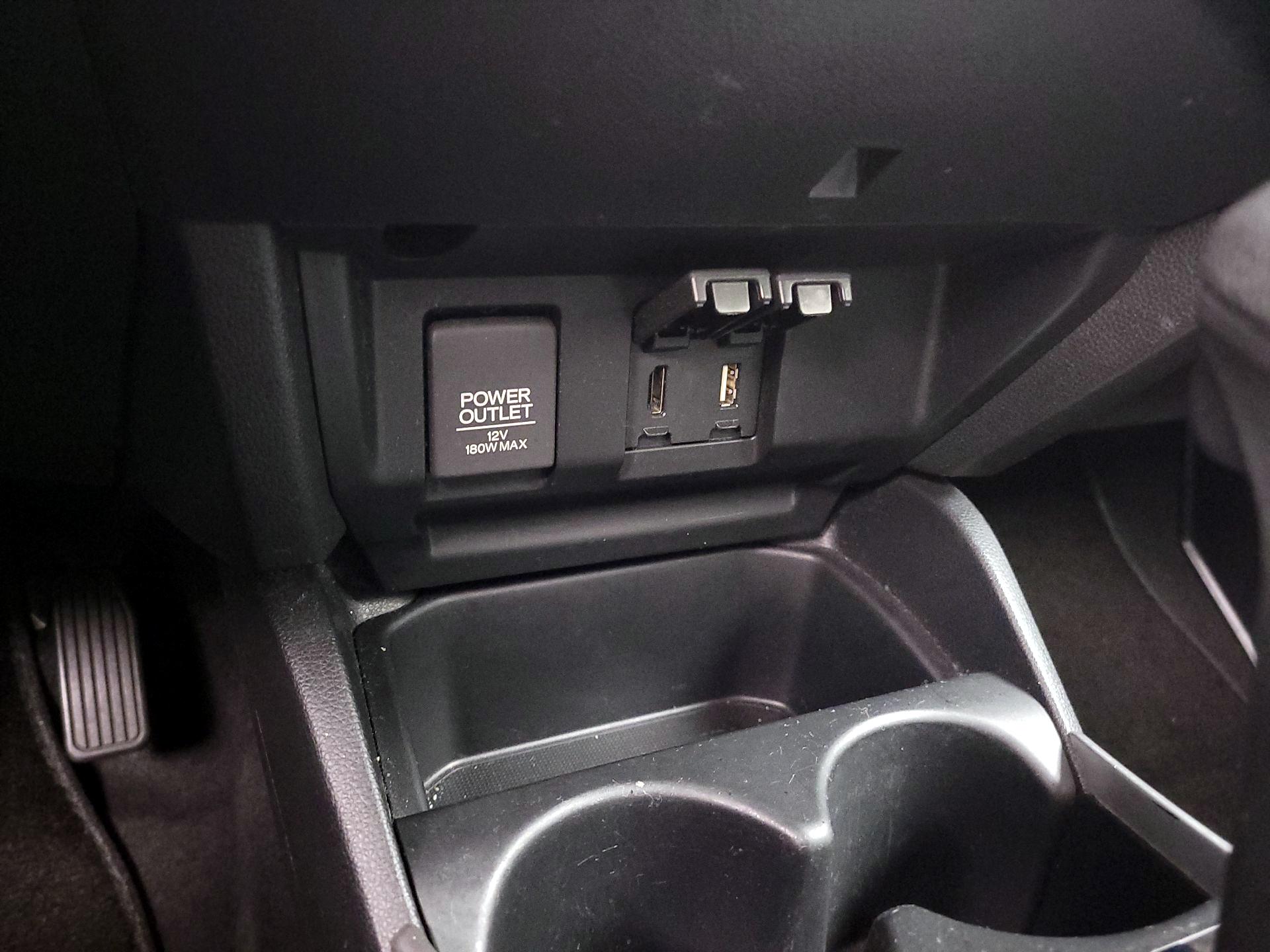 Thumbnail: 2015 Honda Fit - 18