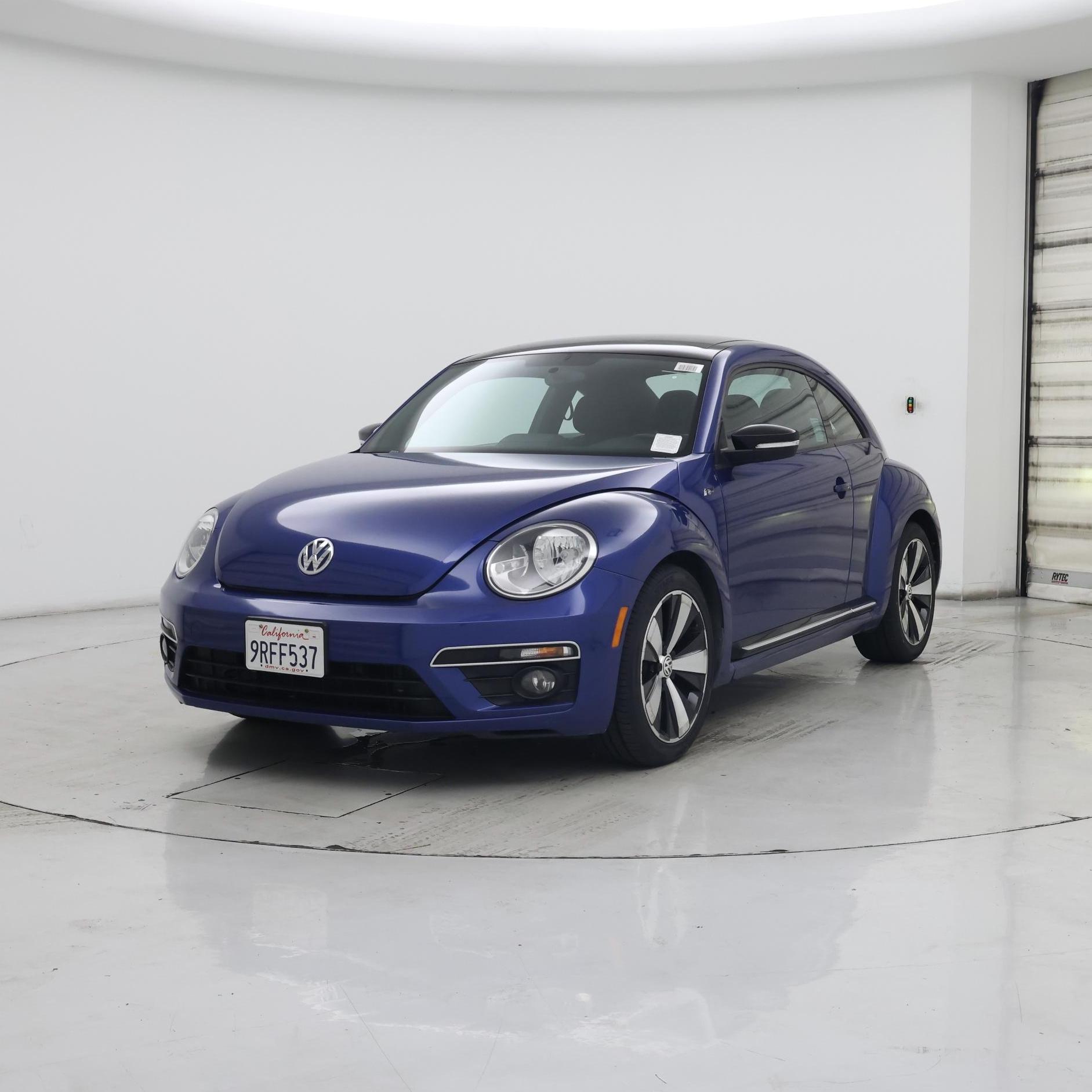 Thumbnail: 2014 Volkswagen Beetle - 4