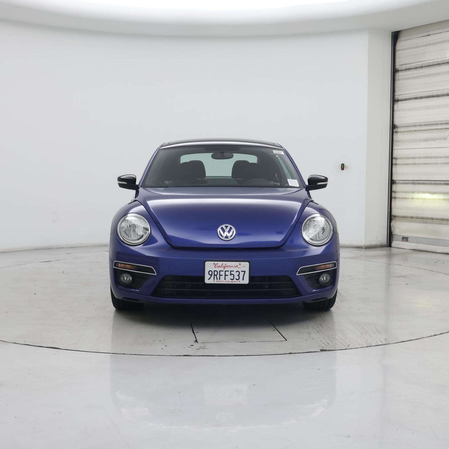 Thumbnail: 2014 Volkswagen Beetle - 5