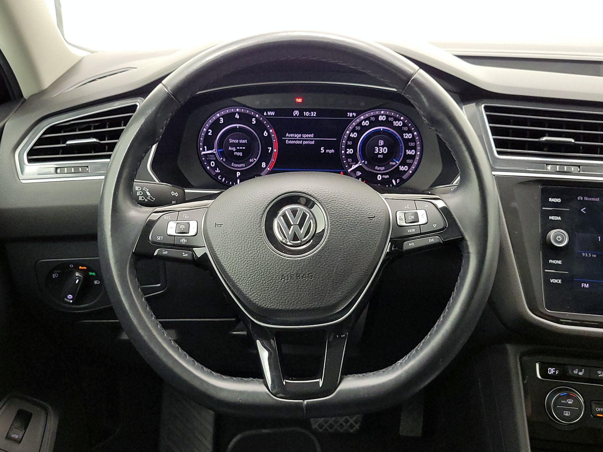 Thumbnail: 2019 Volkswagen Tiguan - 10