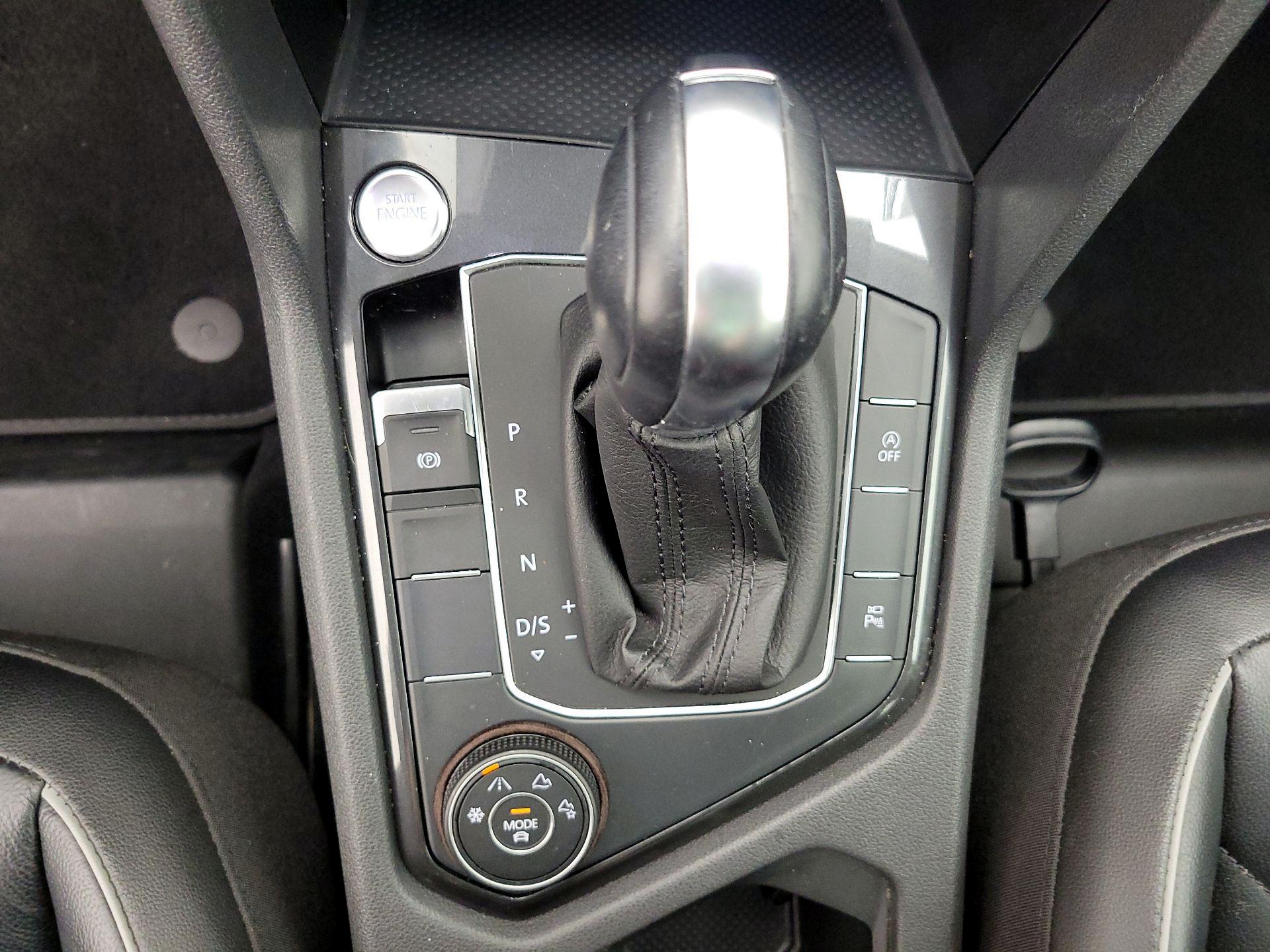 Thumbnail: 2019 Volkswagen Tiguan - 18