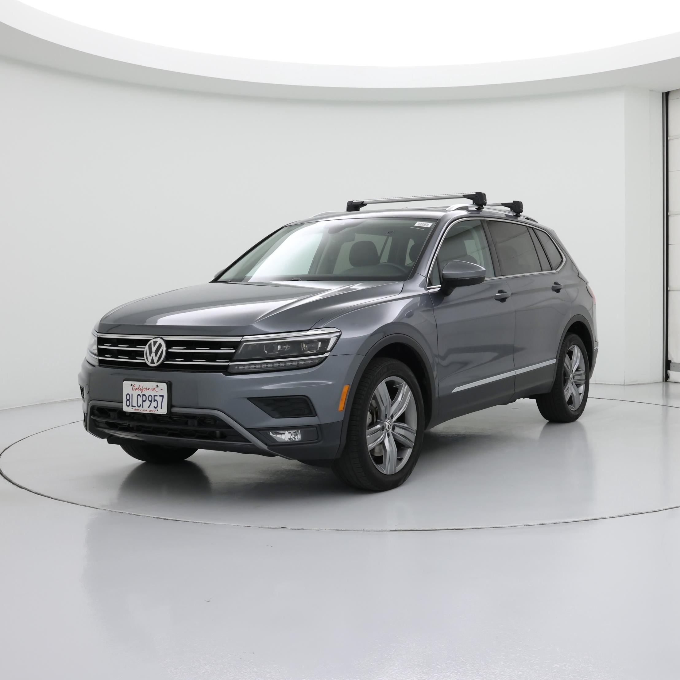 Thumbnail: 2019 Volkswagen Tiguan - 4
