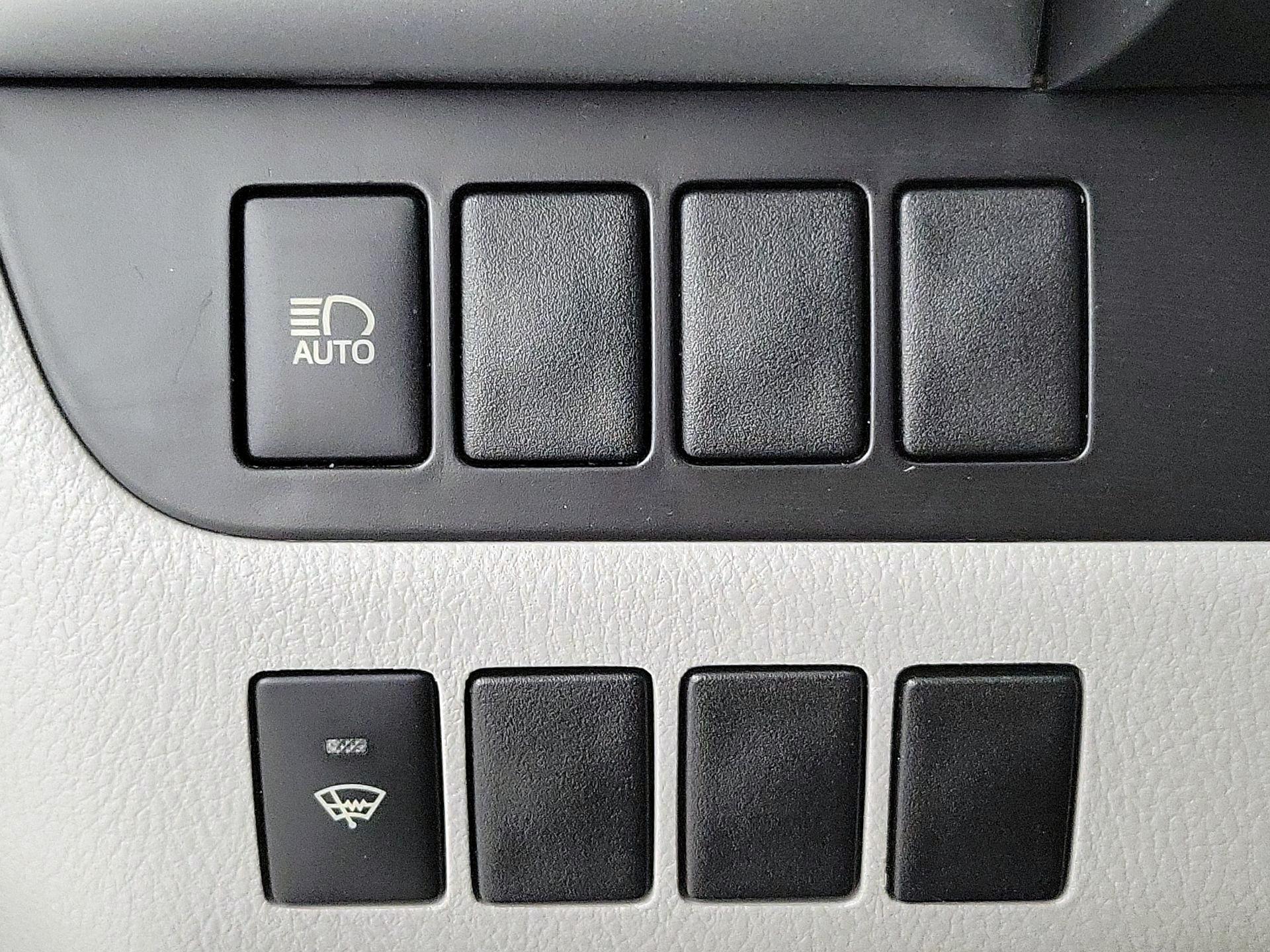 Thumbnail: 2019 Toyota Highlander - 13