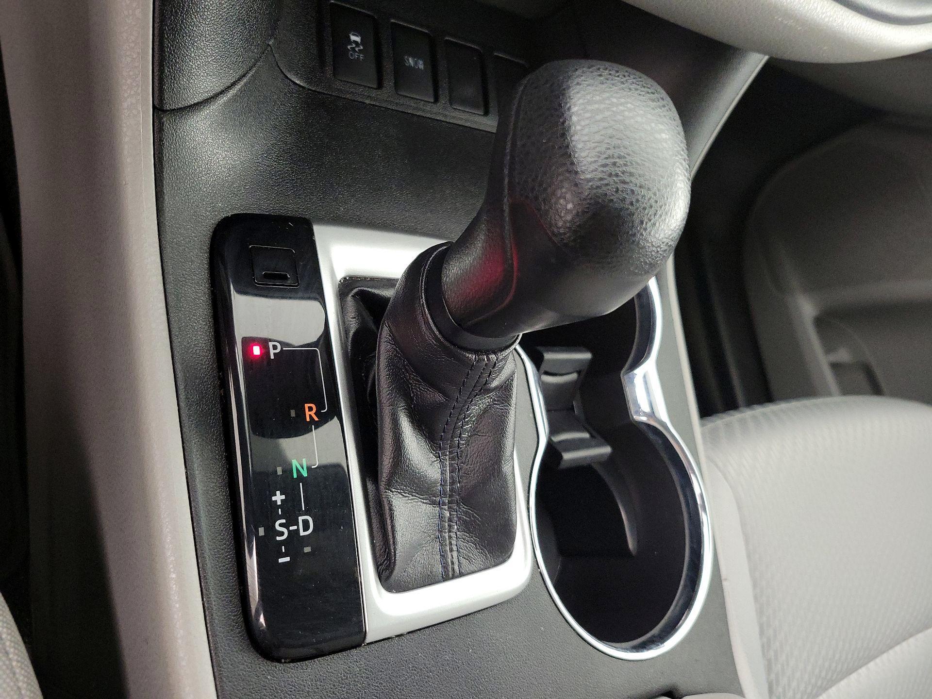 Thumbnail: 2019 Toyota Highlander - 17